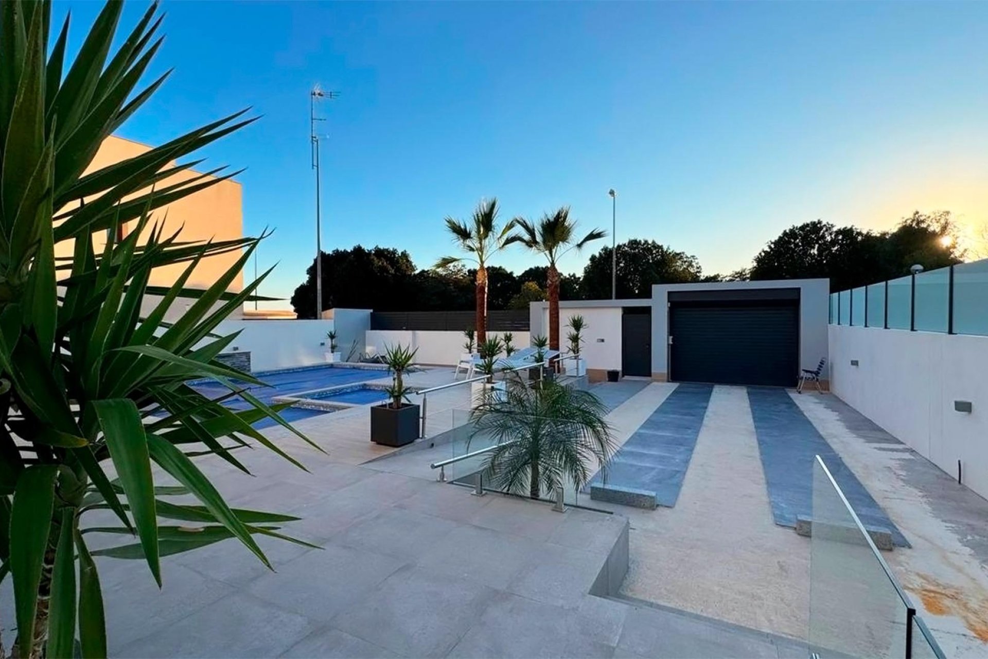 Resale - Villa -
Rojales - Ciudad Quesada