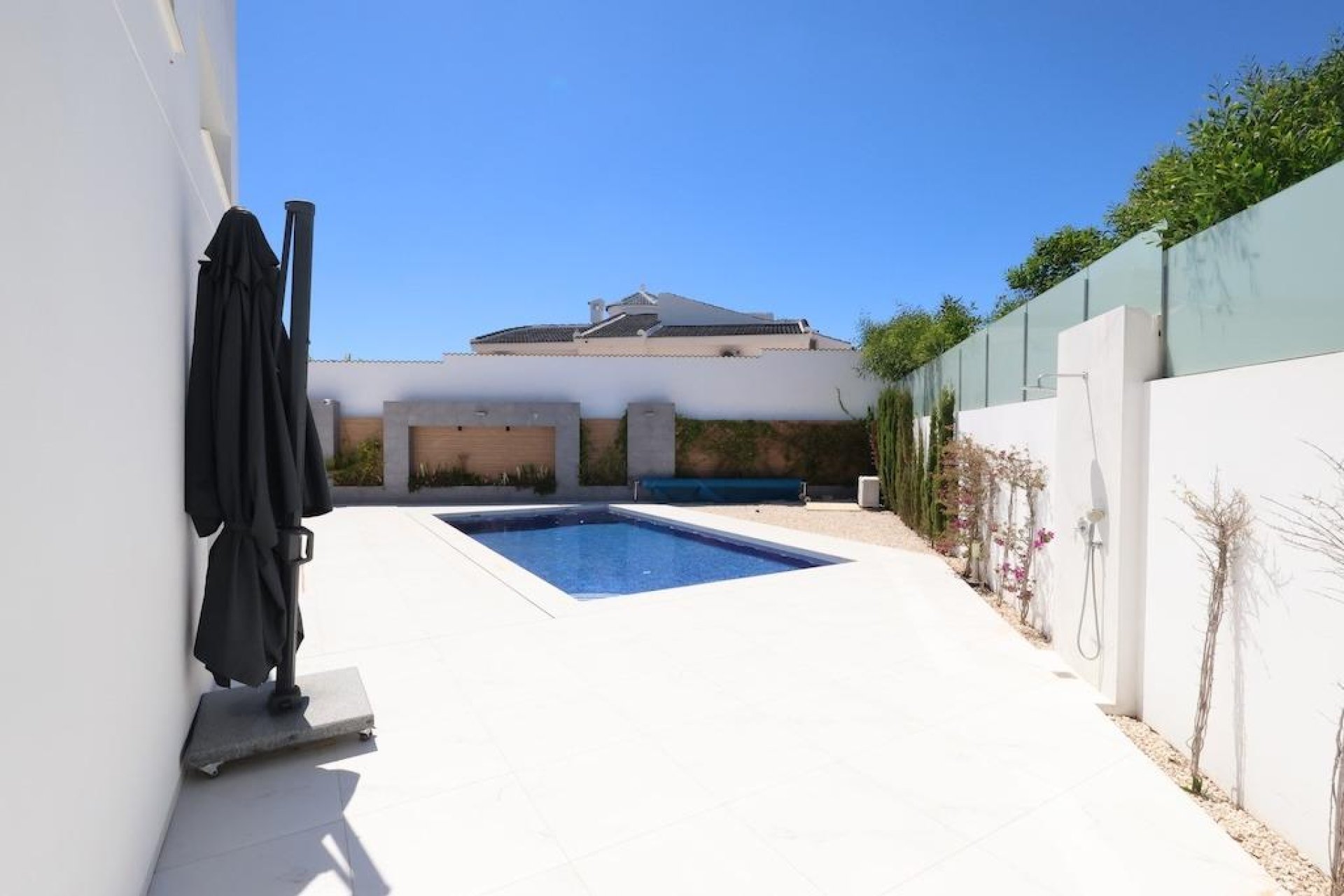 Resale - Villa -
Rojales - Inland