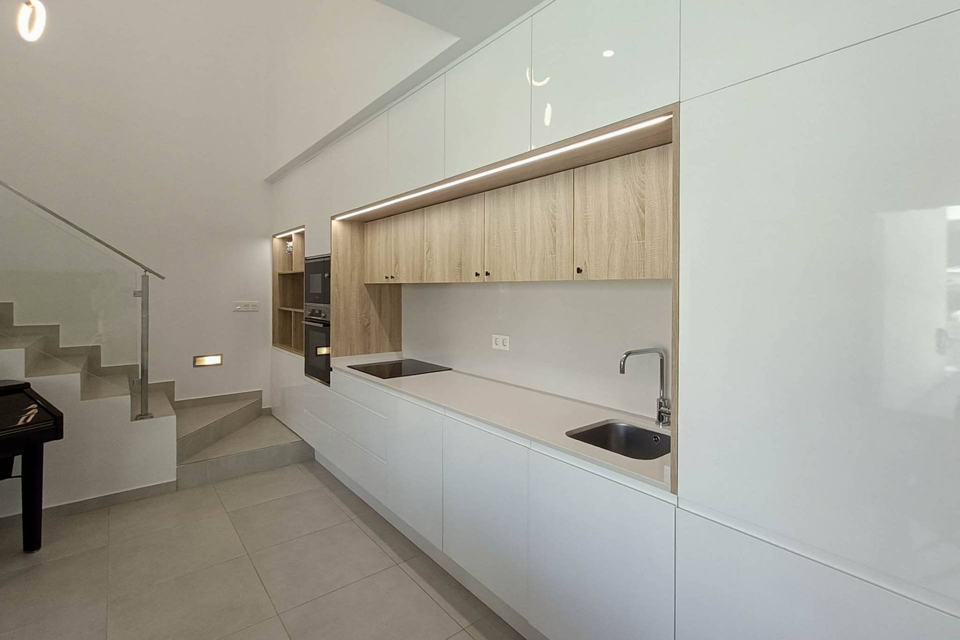 Resale - Villa -
Rojales - Inland