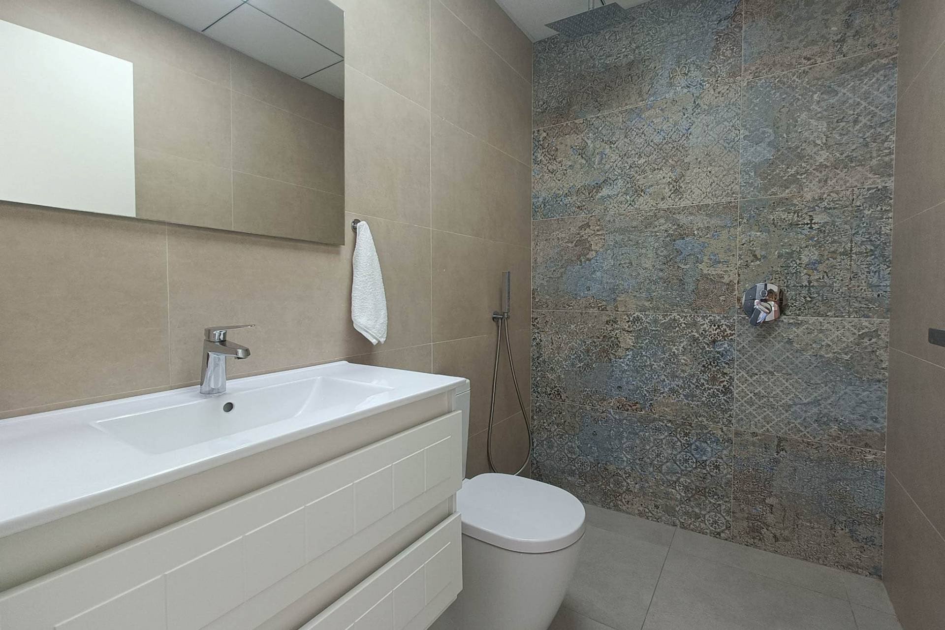 Resale - Villa -
Rojales - Inland
