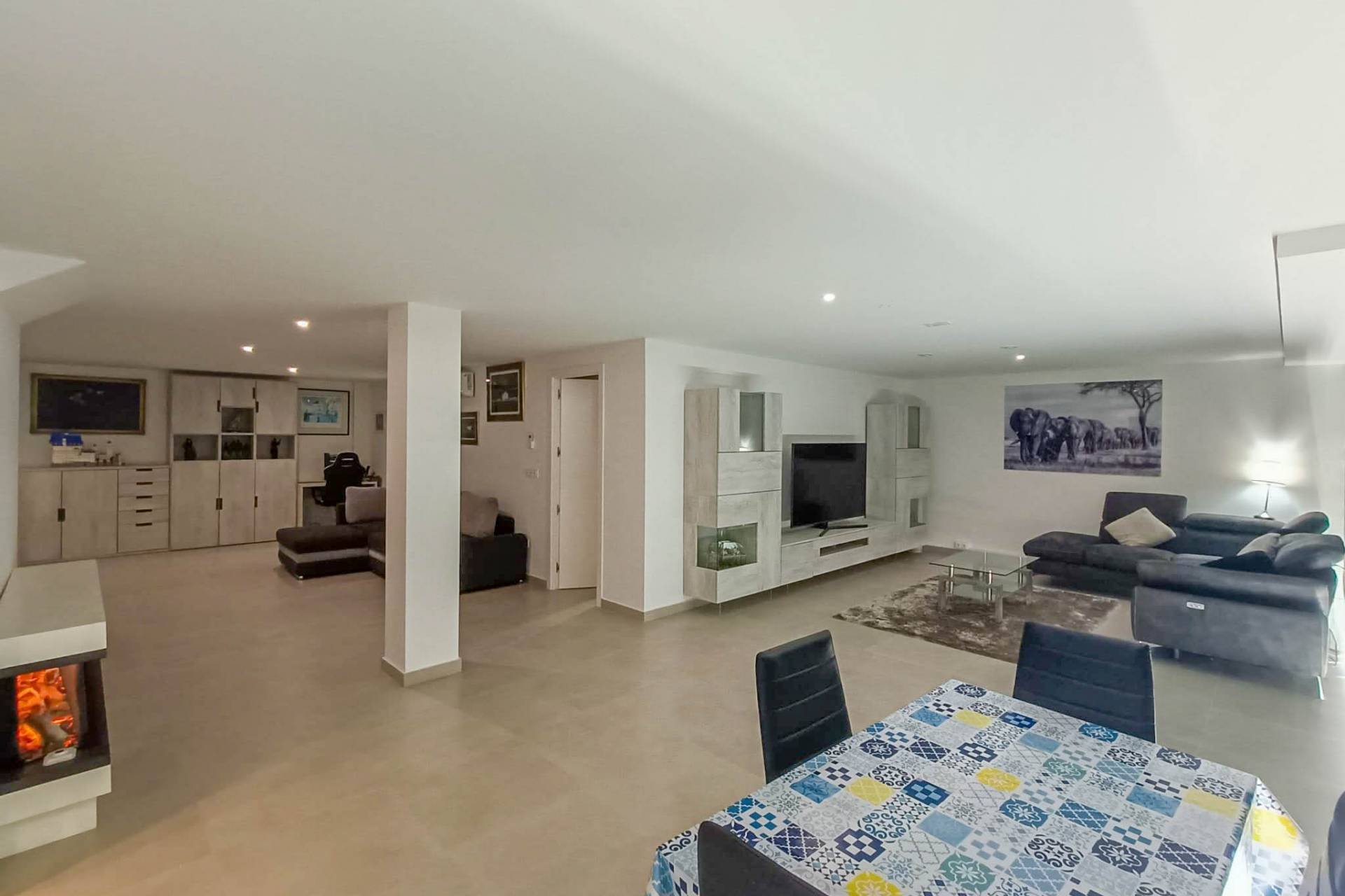 Resale - Villa -
Rojales - Inland