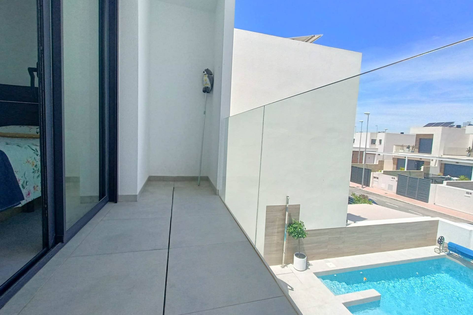 Resale - Villa -
Rojales - Inland