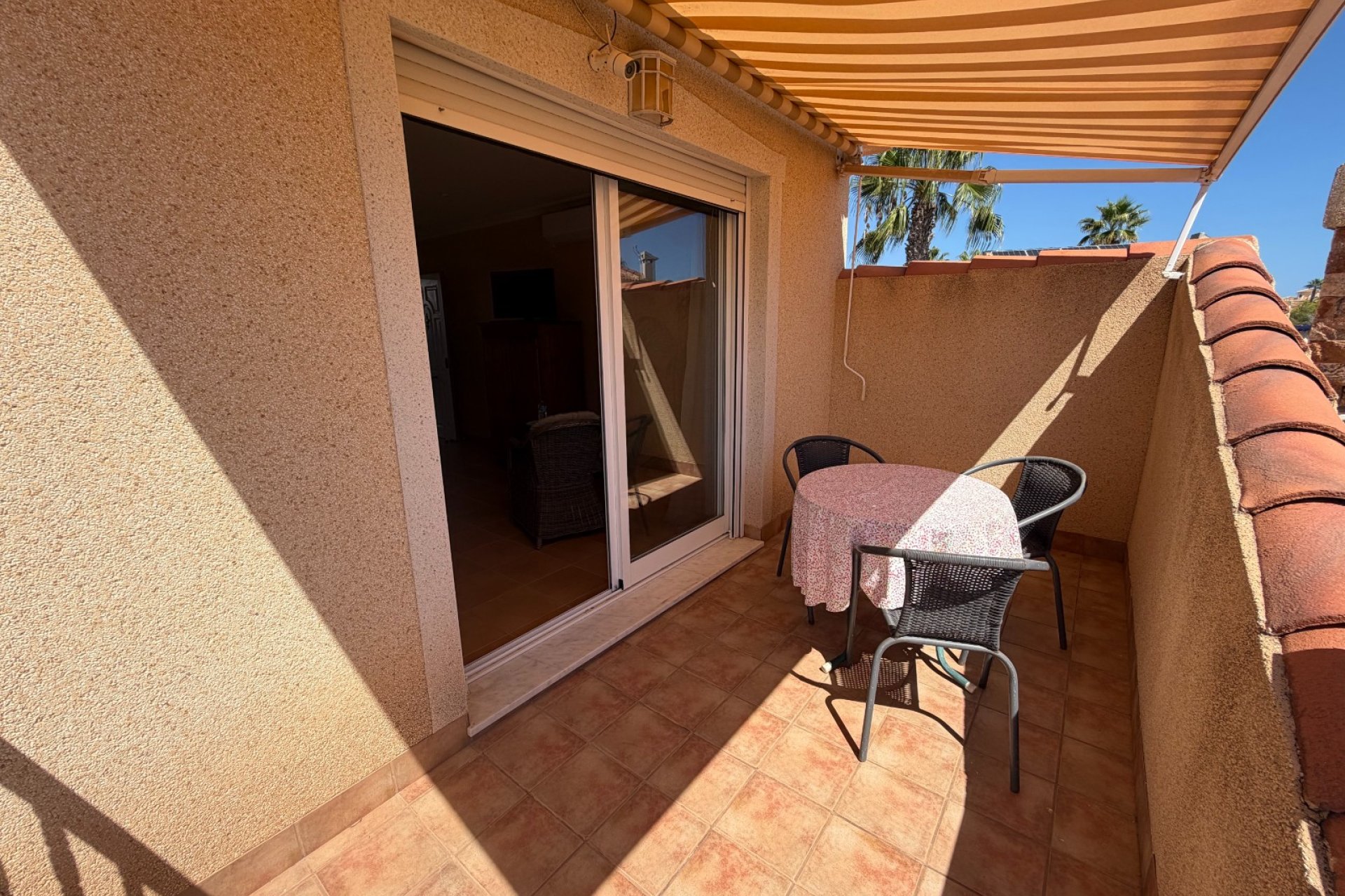 Resale - Villa -
Rojales - Inland