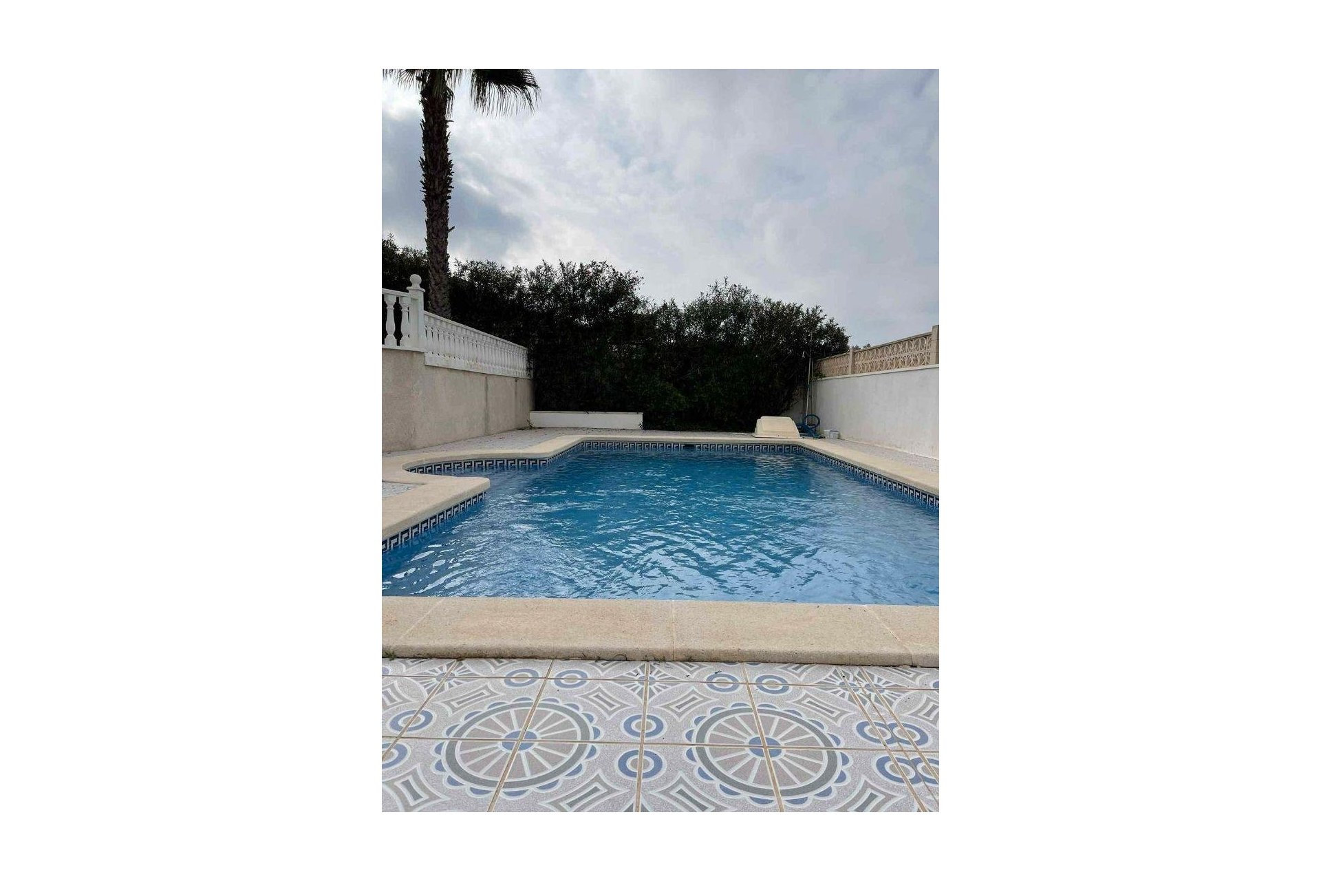 Resale - Villa -
Rojales - La Marquesa