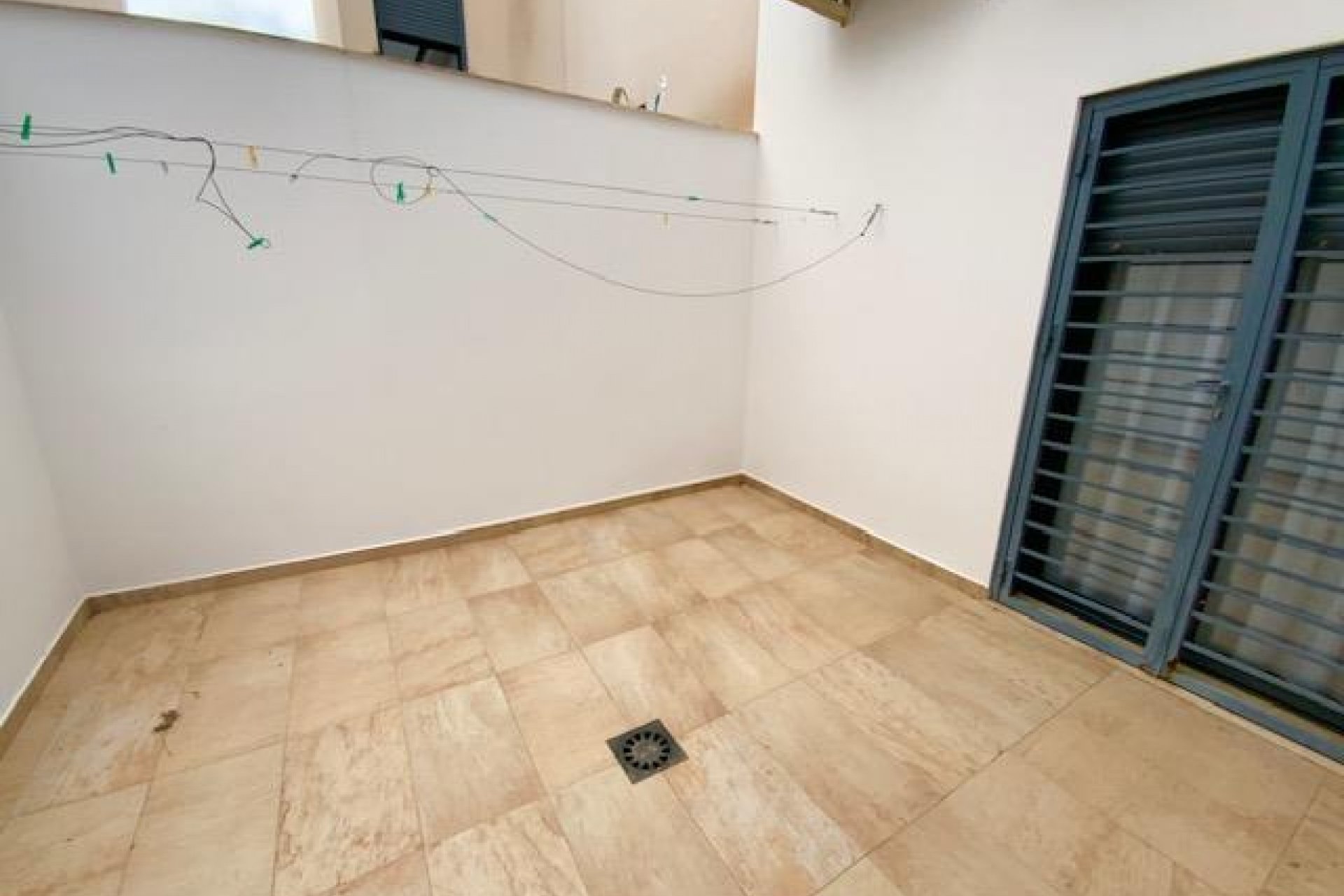 Resale - Villa -
Roldan - Inland