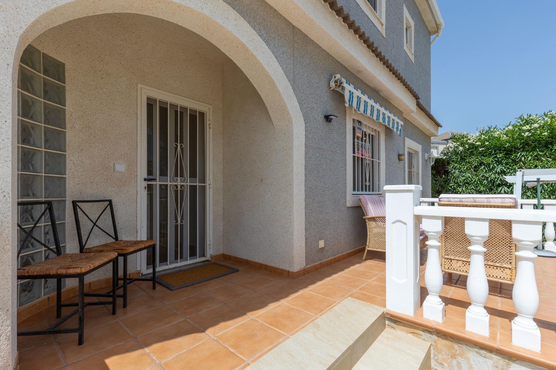 Resale - Villa -
San Fulgencio - La Marina