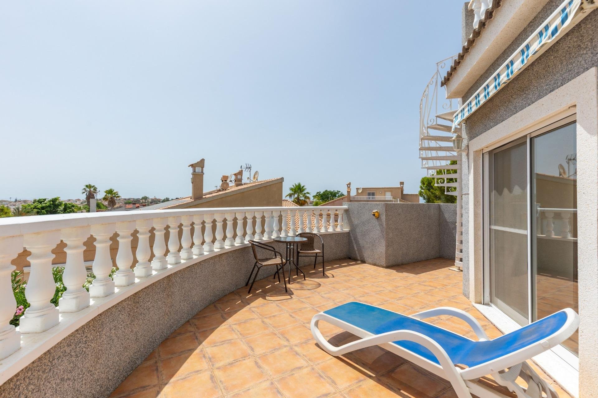 Resale - Villa -
San Fulgencio - La Marina