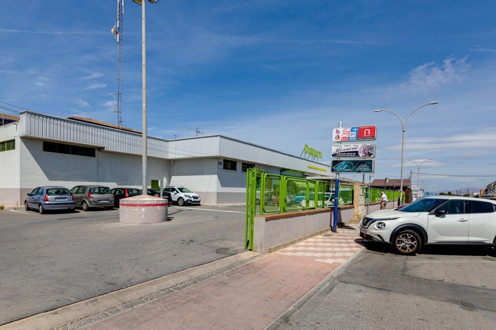 Resale - Villa -
San Fulgencio - La Marina