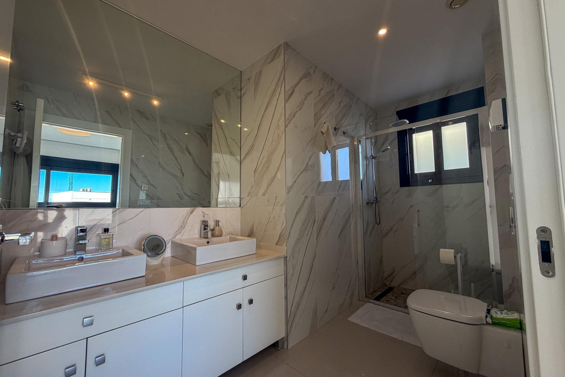 Resale - Villa -
San Miguel de Salinas - Bellavista