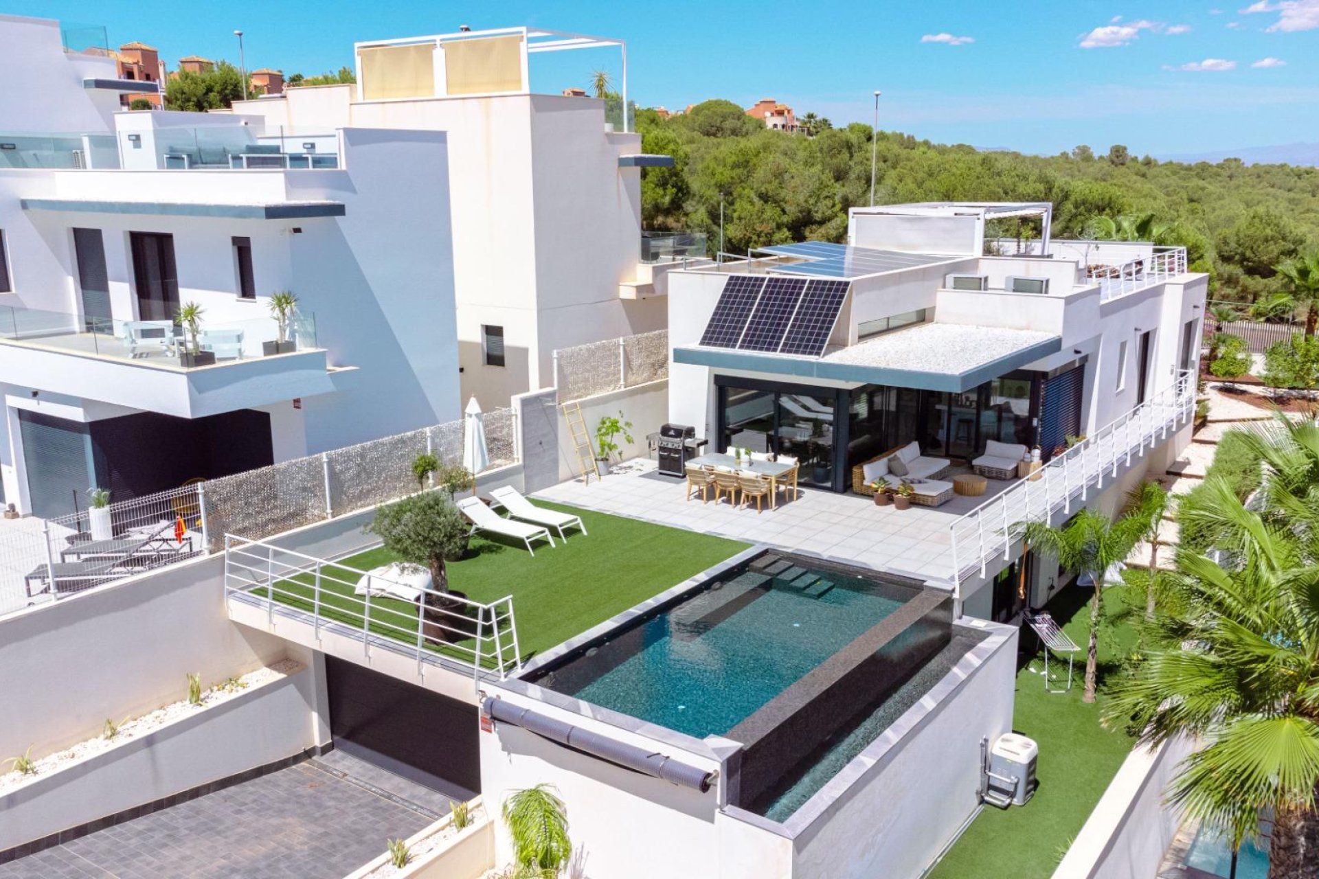 Resale - Villa -
San Miguel de Salinas - Bellavista