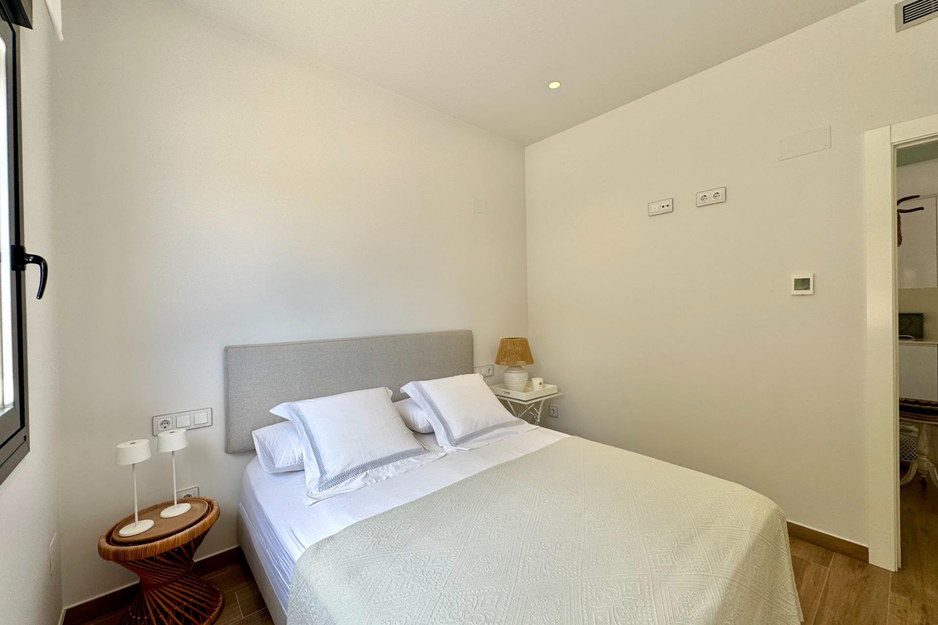 Resale - Villa -
San Miguel de Salinas - Bellavista