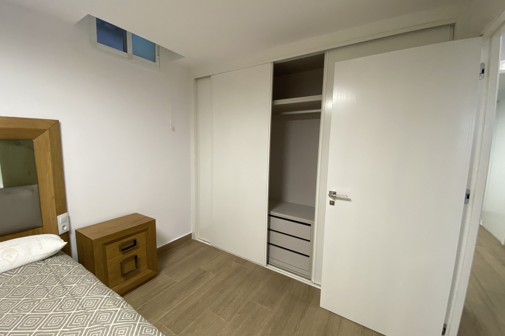 Resale - Villa -
San Miguel de Salinas - Inland
