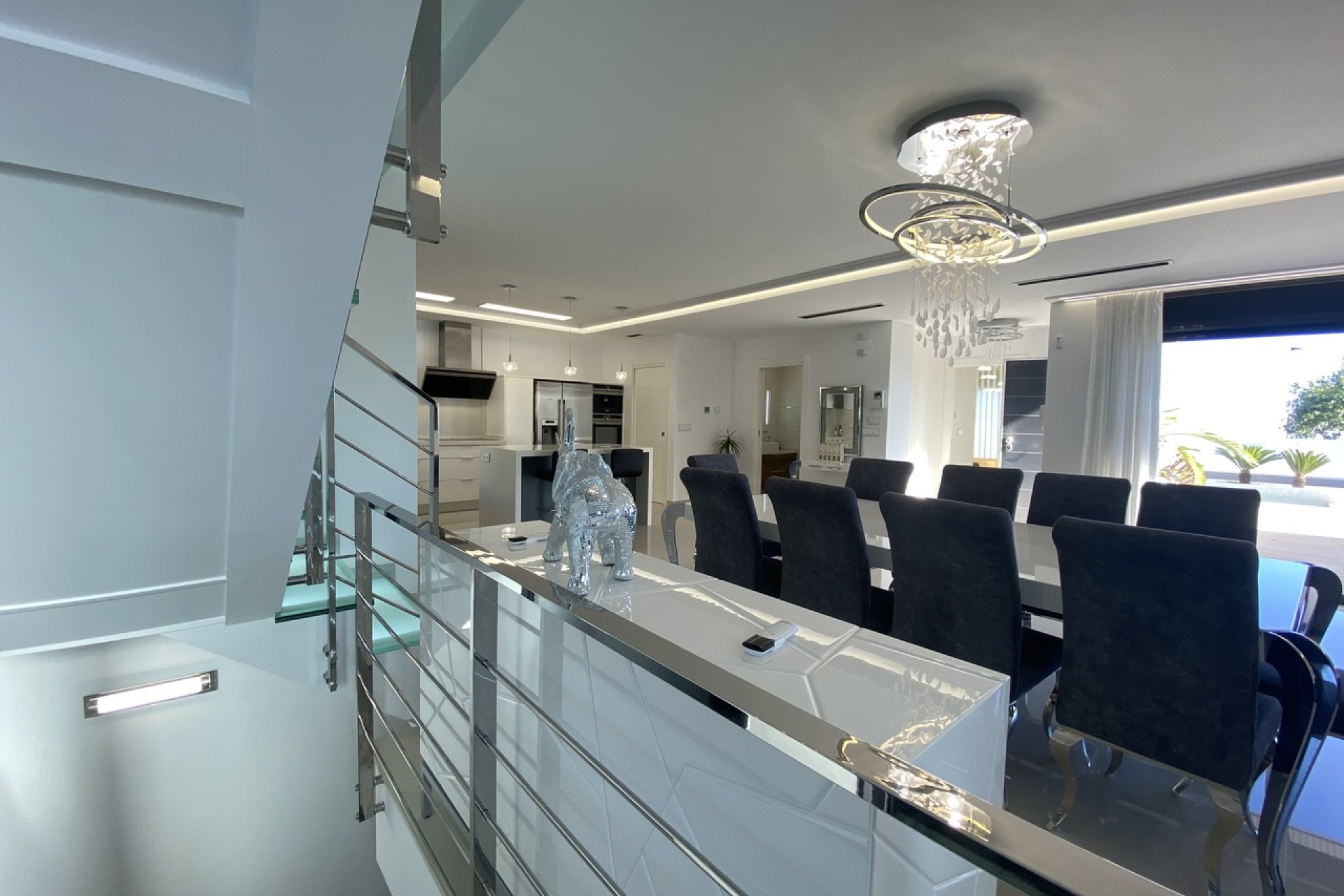 Resale - Villa -
San Miguel de Salinas - Inland