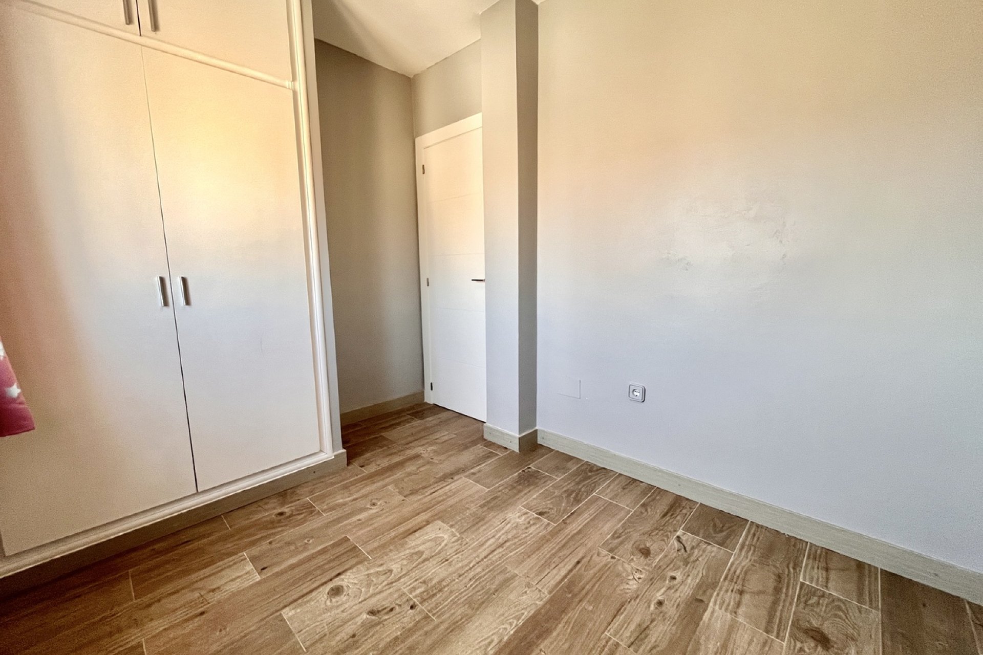 Resale - Villa -
San Miguel de Salinas - Inland