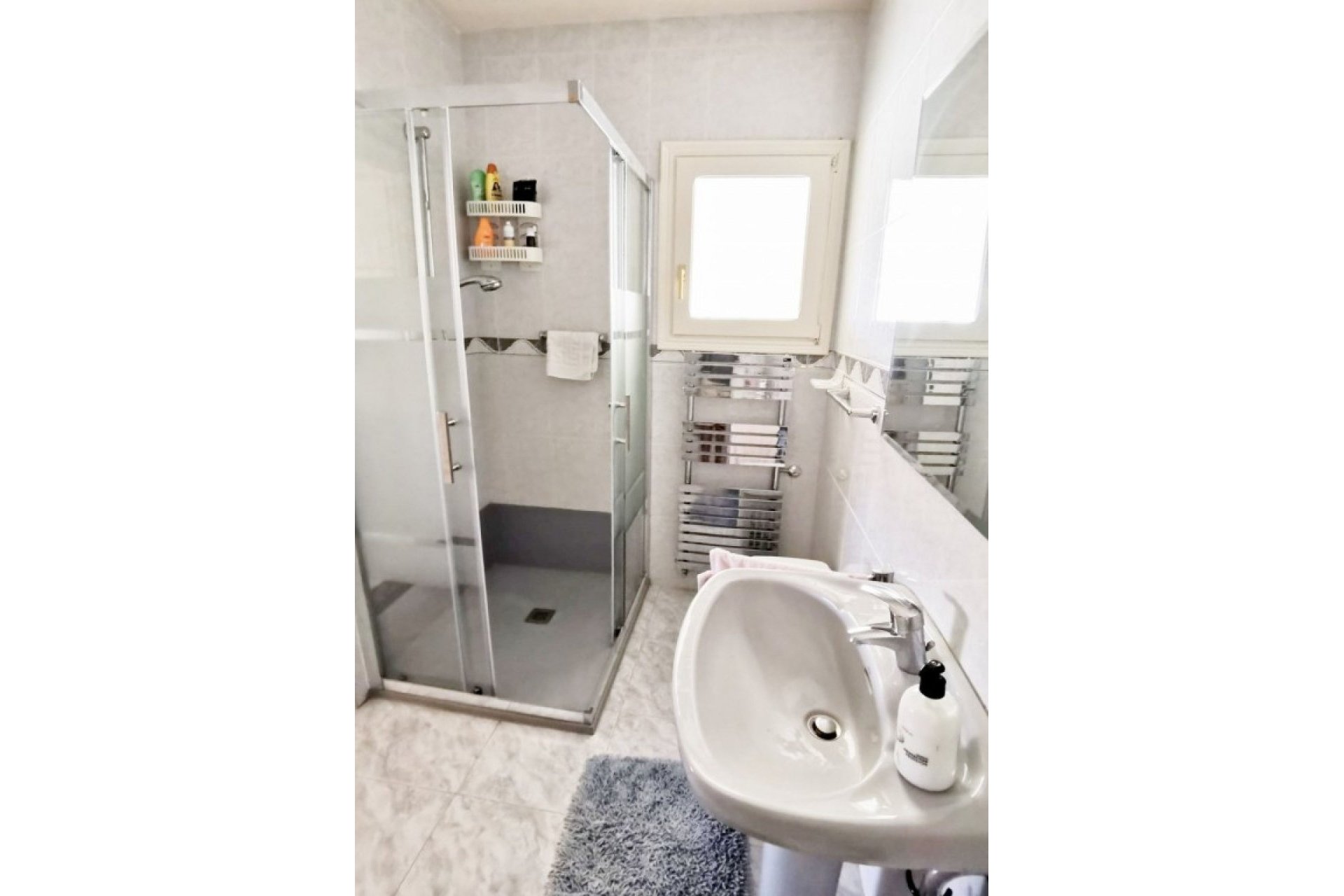 Resale - Villa -
San Miguel de Salinas - Inland