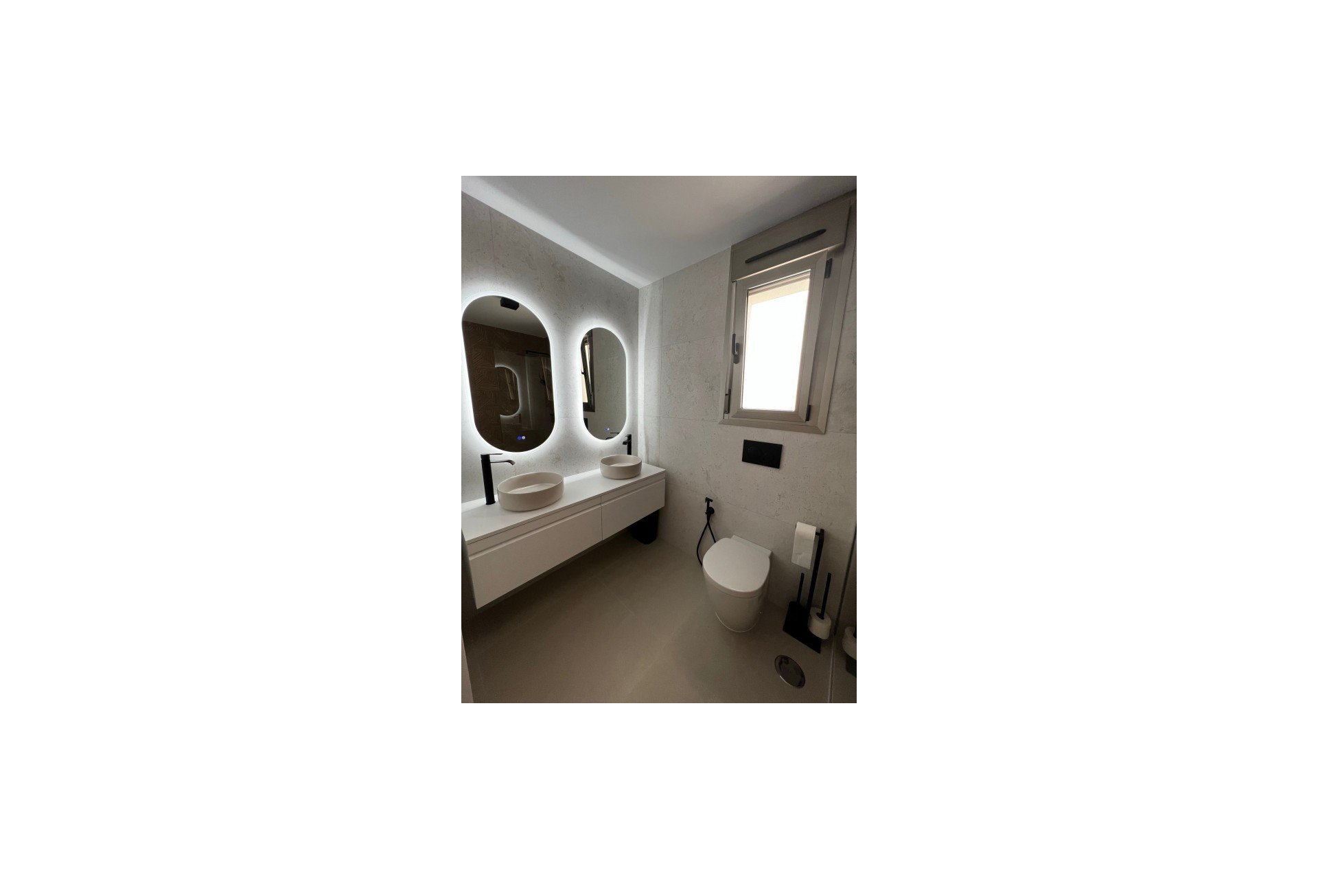 Resale - Villa -
San Miguel de Salinas - Inland