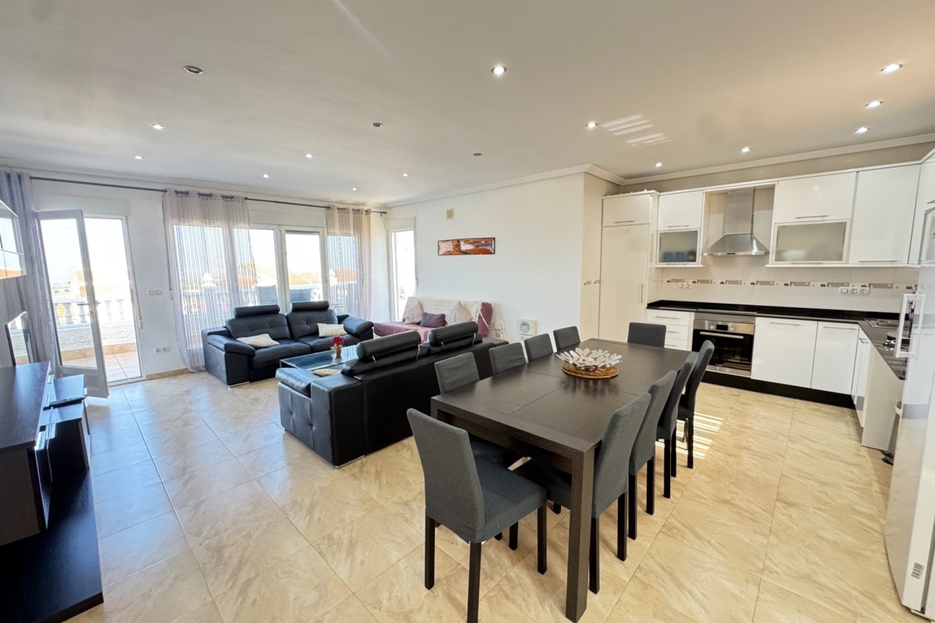 Resale - Villa -
San Miguel de Salinas - Inland