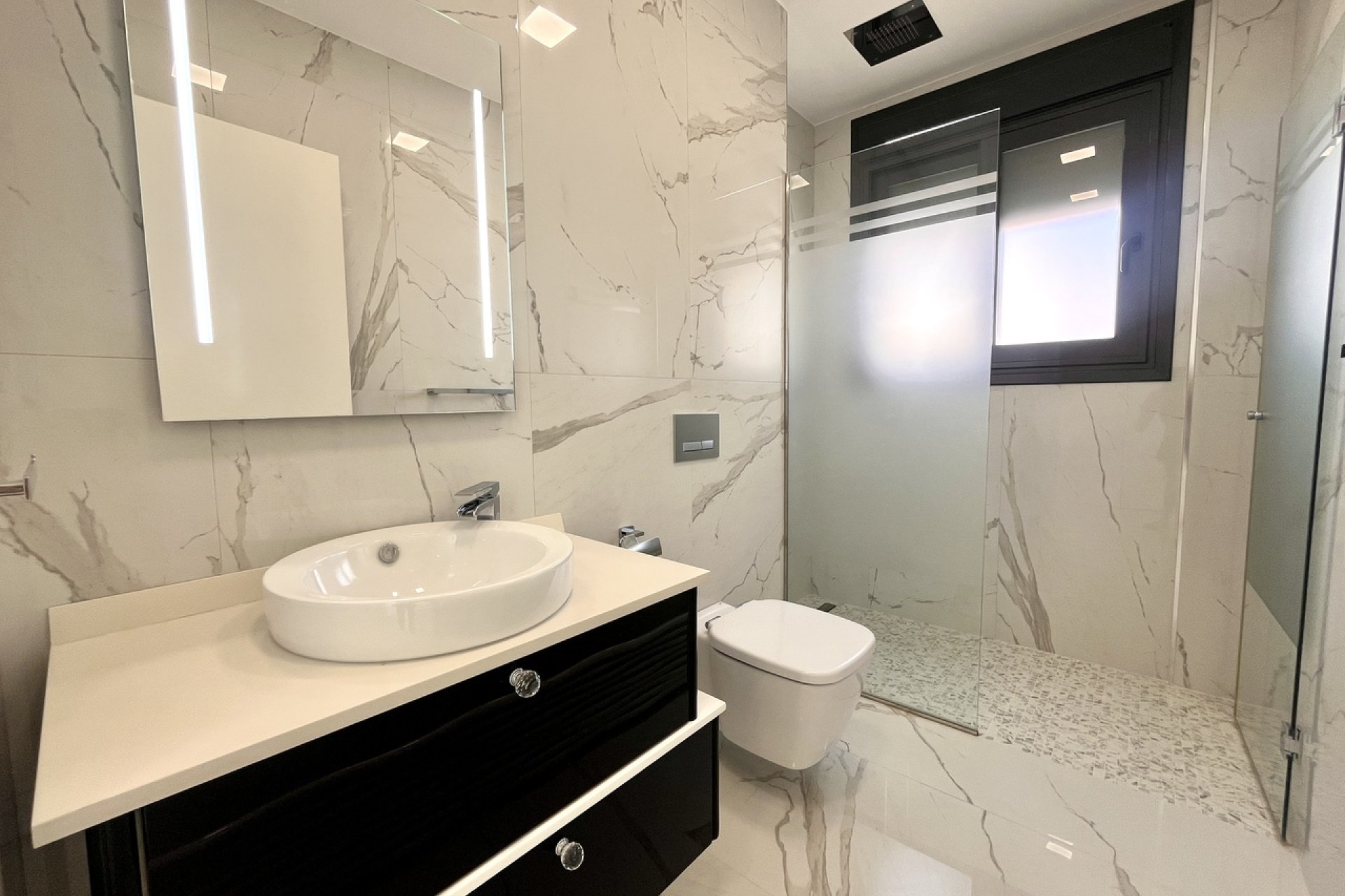 Resale - Villa -
San Miguel de Salinas - Inland