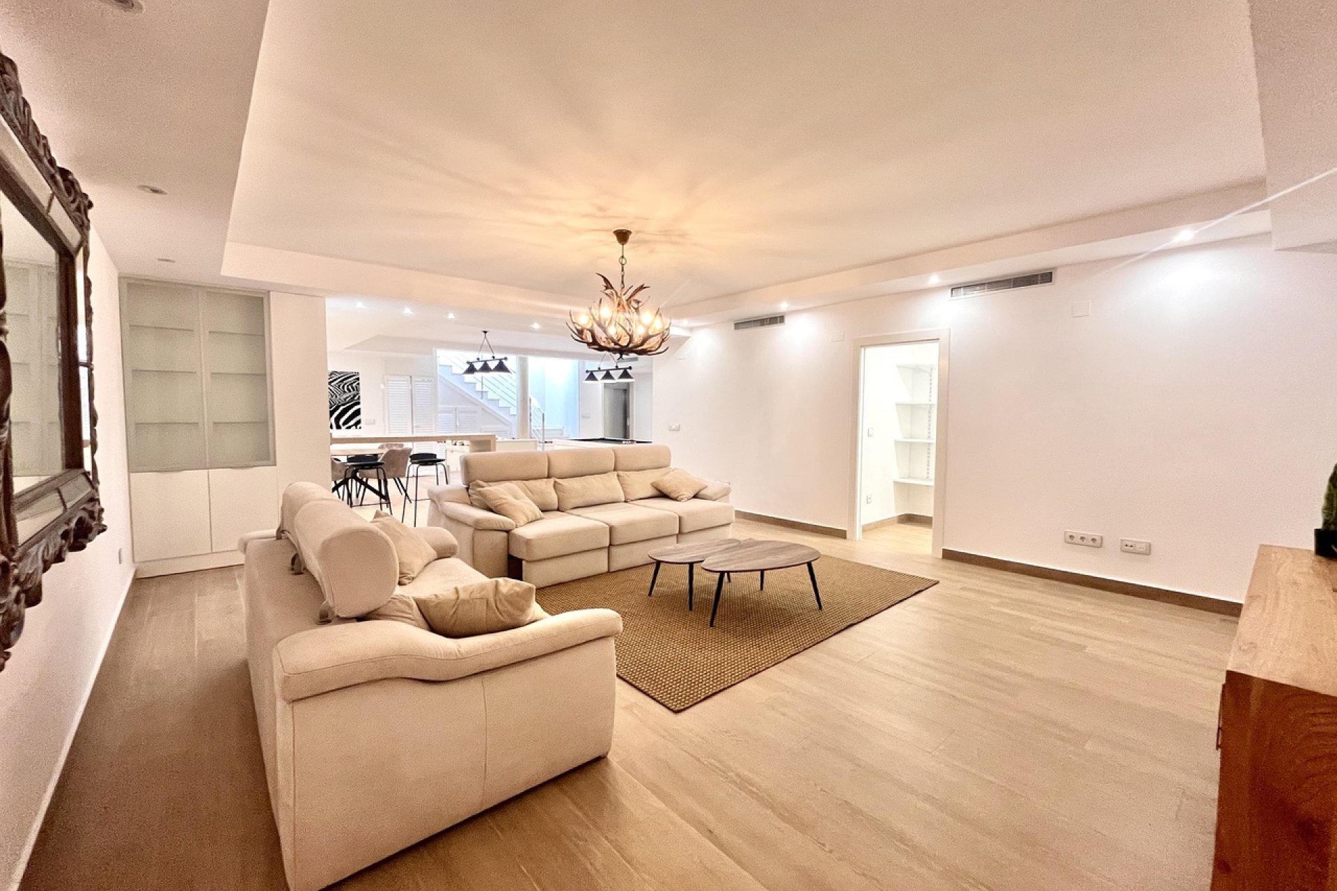 Resale - Villa -
San Miguel de Salinas - Inland