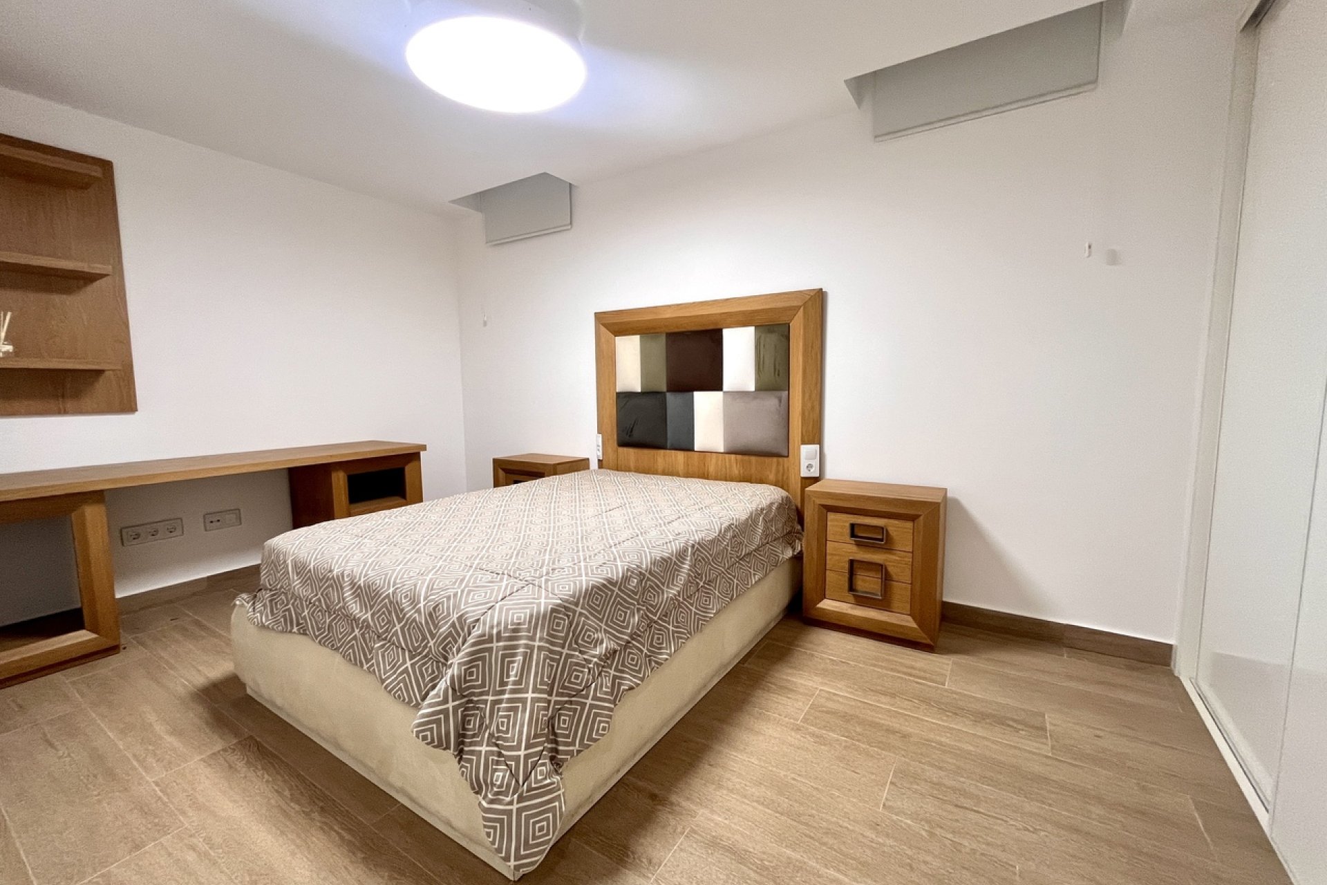 Resale - Villa -
San Miguel de Salinas - Inland