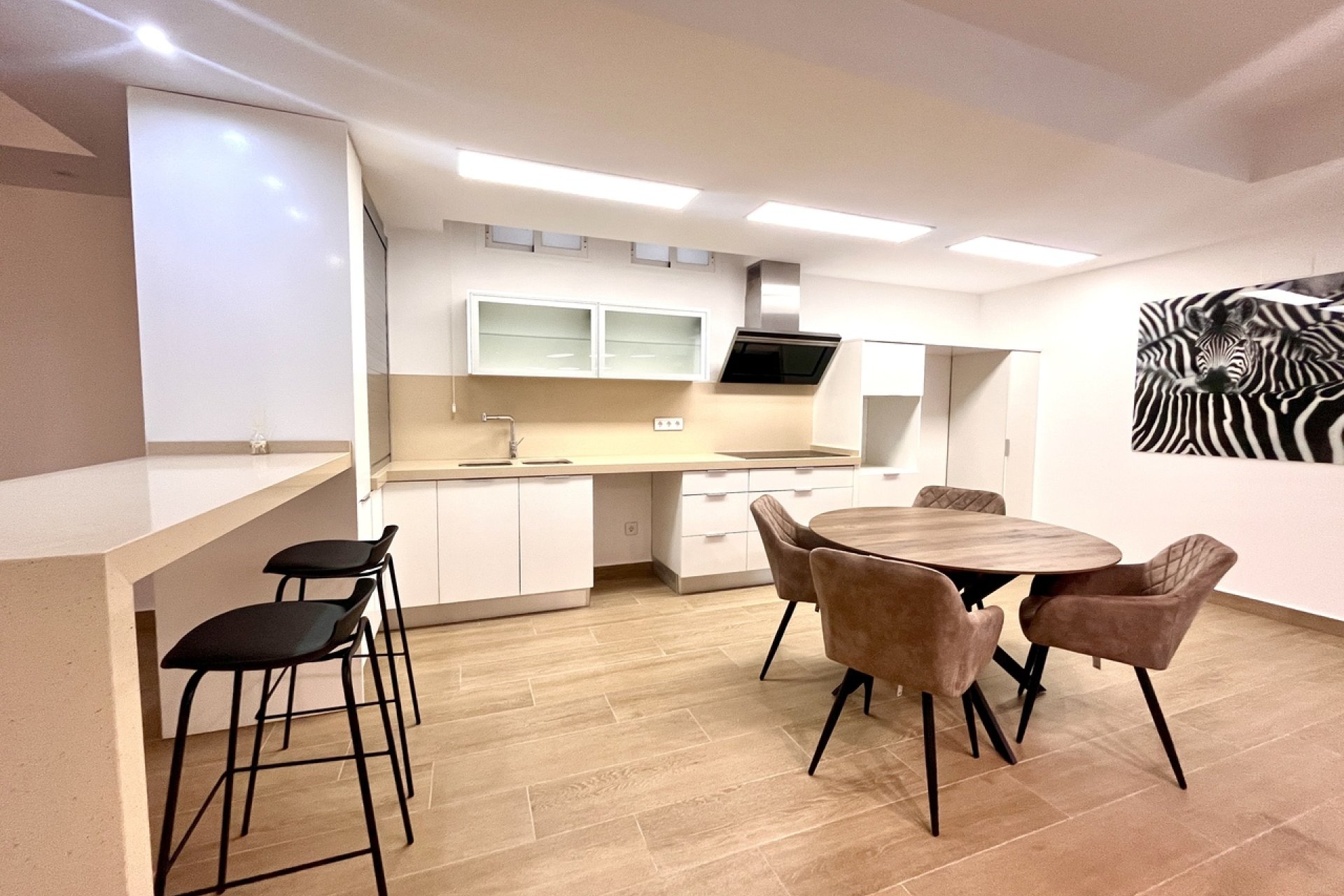 Resale - Villa -
San Miguel de Salinas - Inland