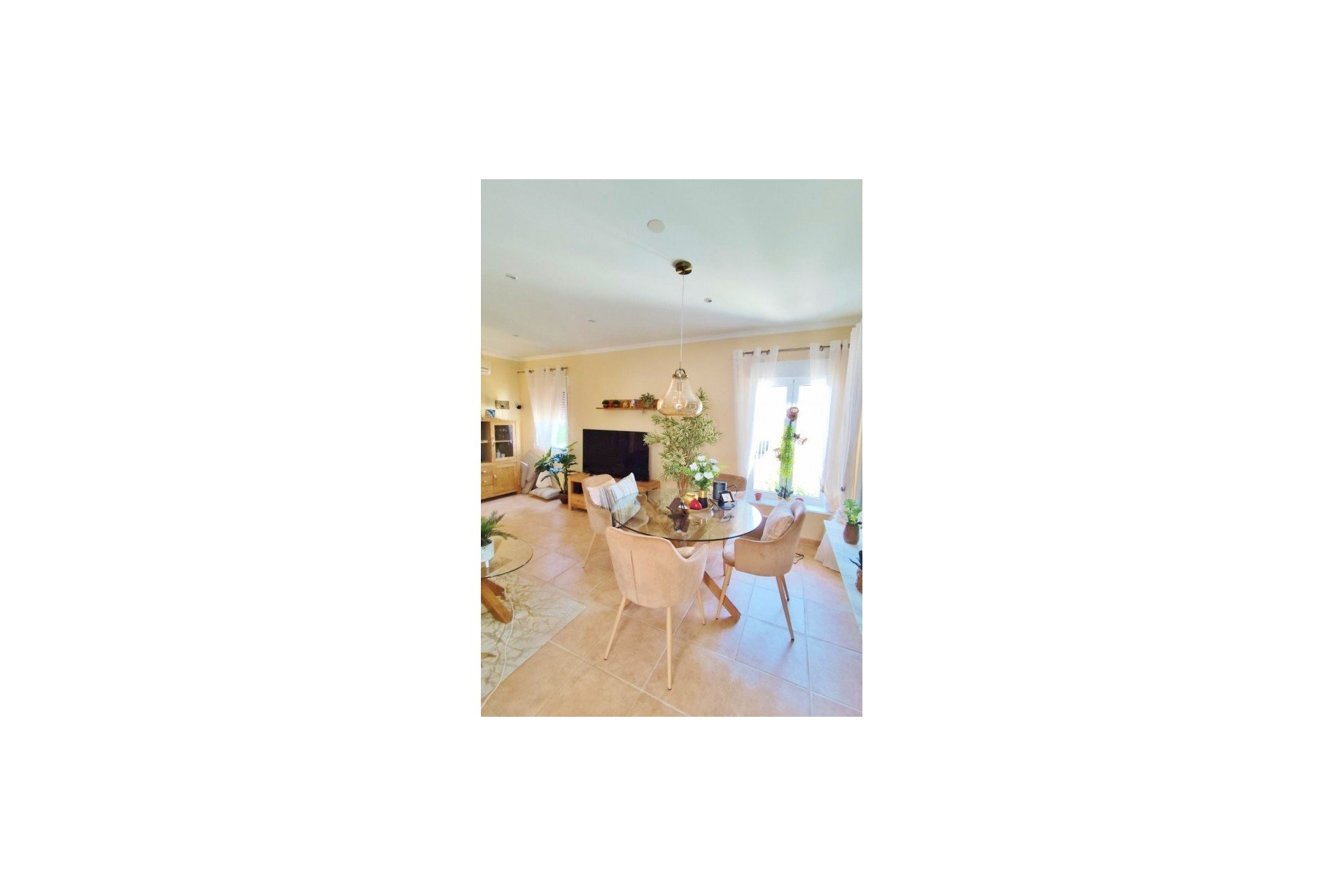 Resale - Villa -
San Miguel de Salinas - Inland