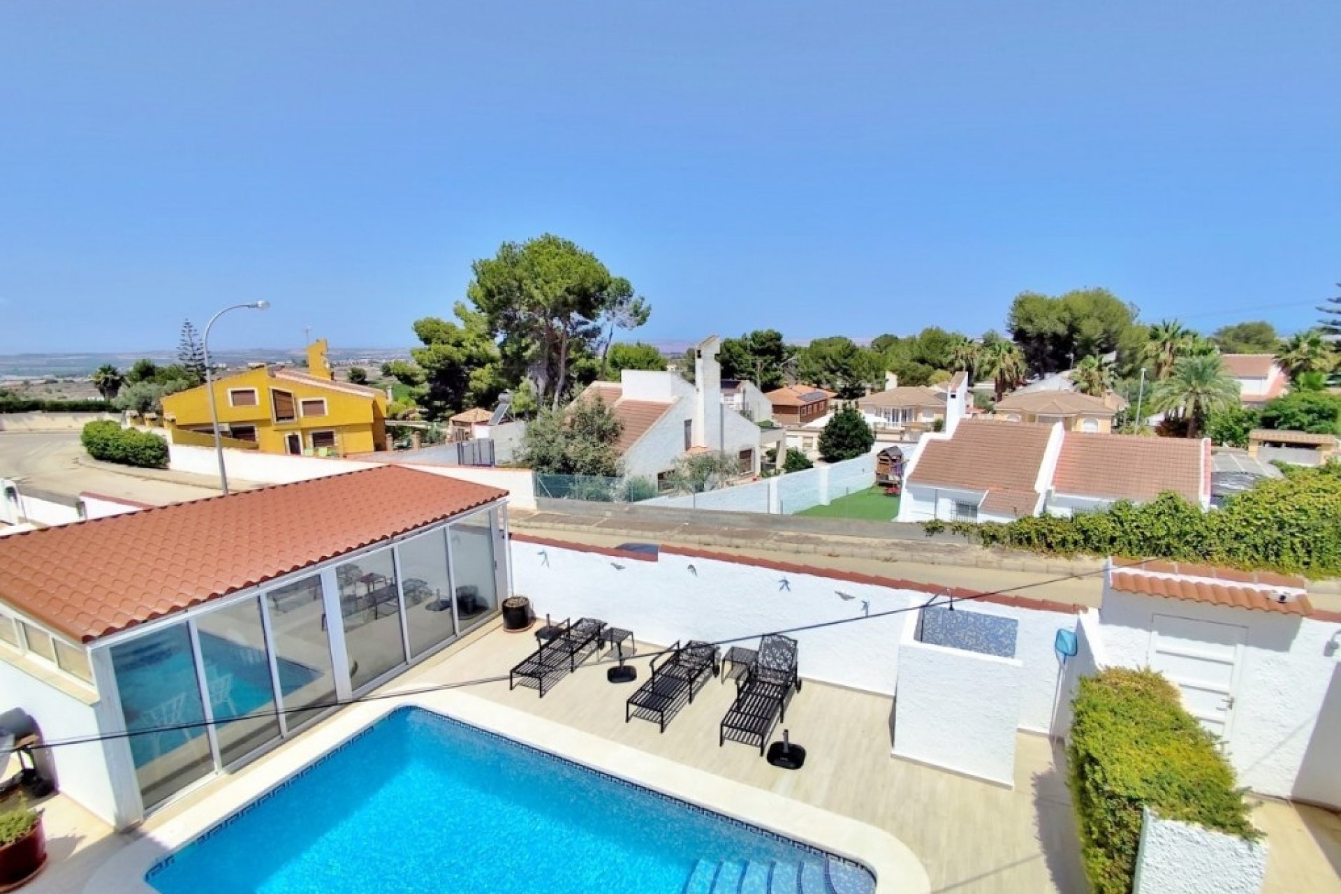 Resale - Villa -
San Miguel de Salinas - Inland