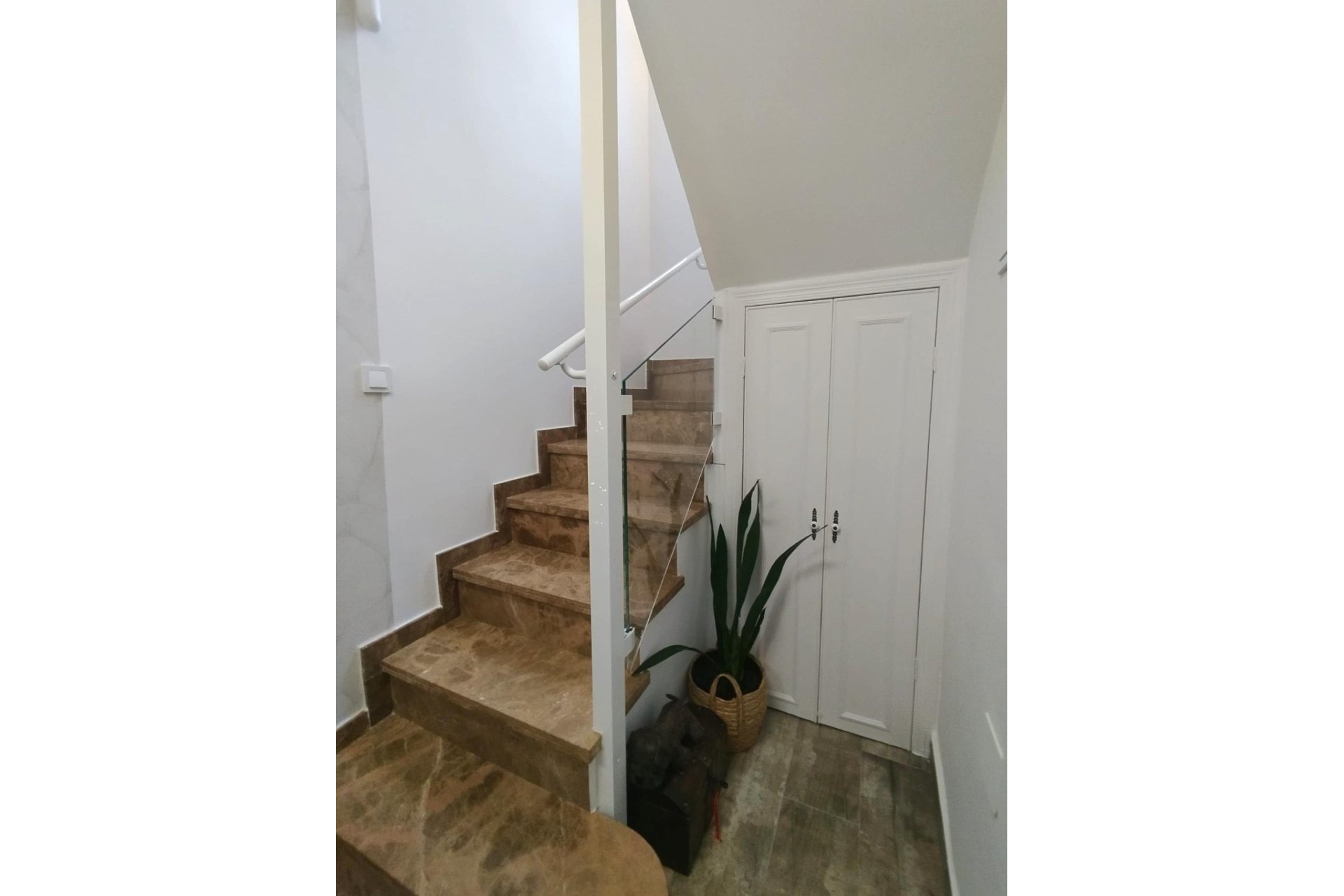 Resale - Villa -
San Miguel de Salinas - Inland