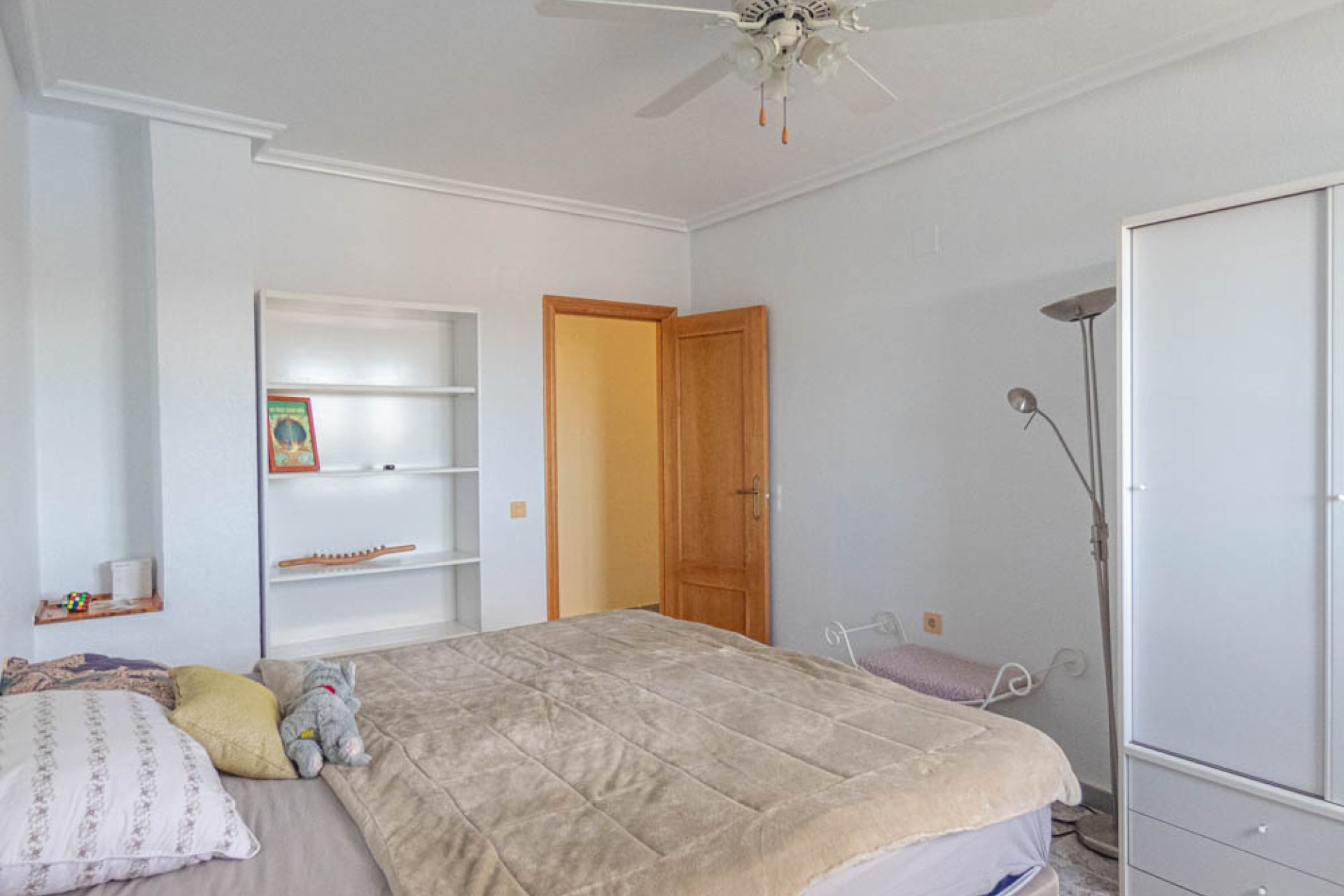 Resale - Villa -
San Miguel de Salinas - Inland