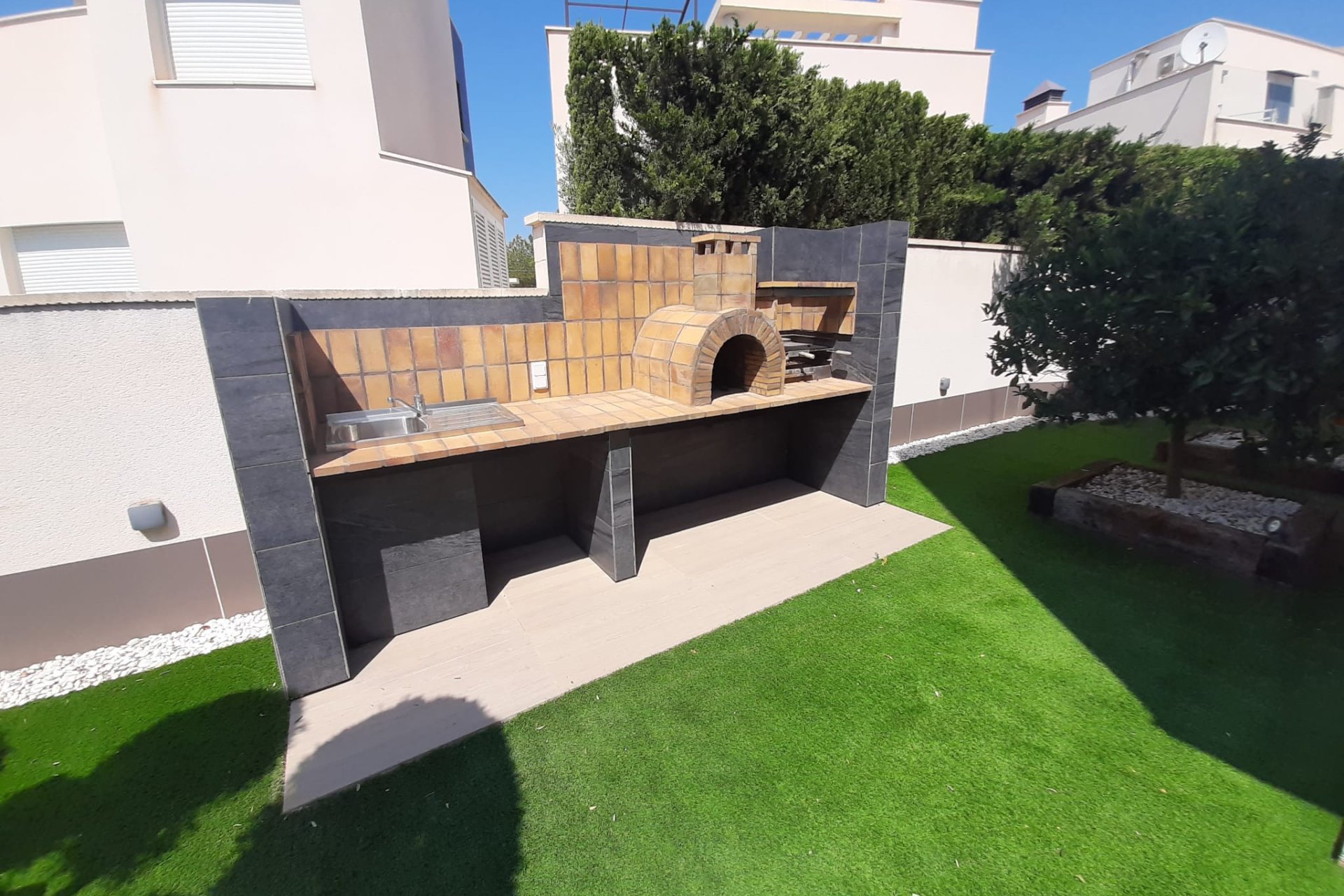 Resale - Villa -
San Miguel de Salinas - Inland