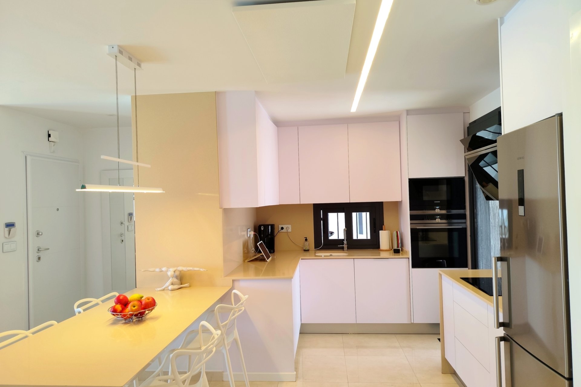 Resale - Villa -
San Miguel de Salinas - Inland