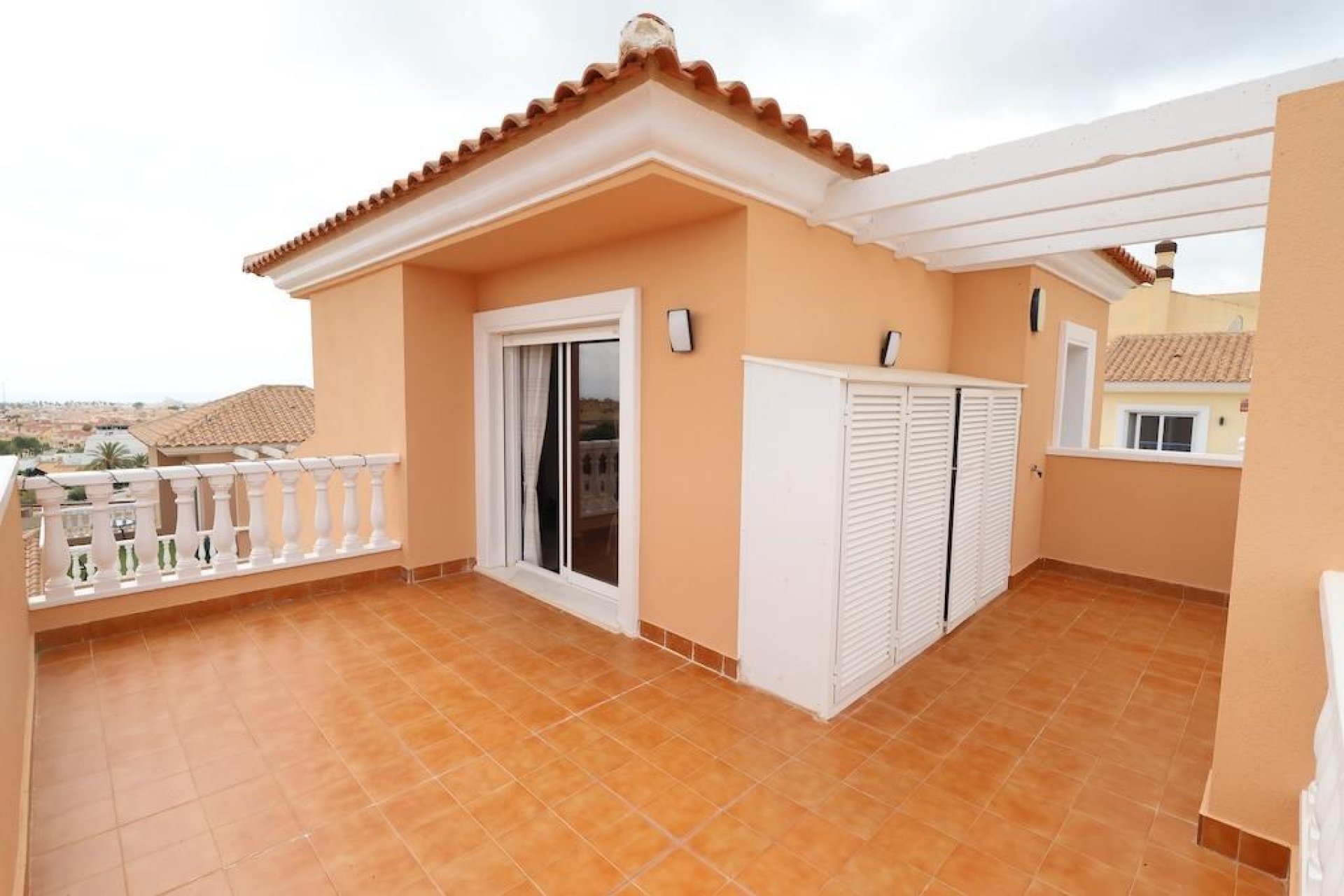 Resale - Villa -
San Miguel de Salinas - Inland