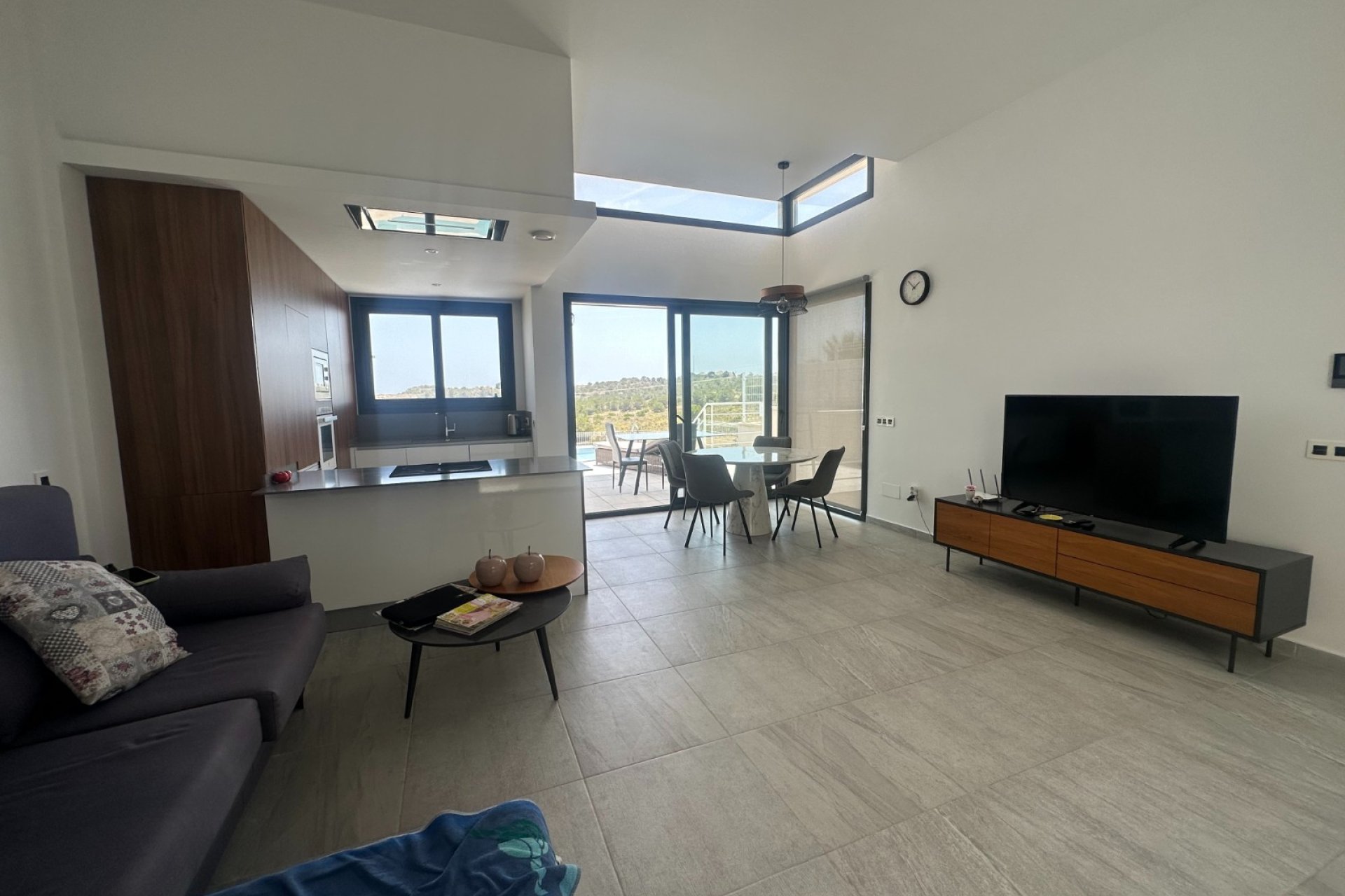 Resale - Villa -
San Miguel de Salinas - Inland