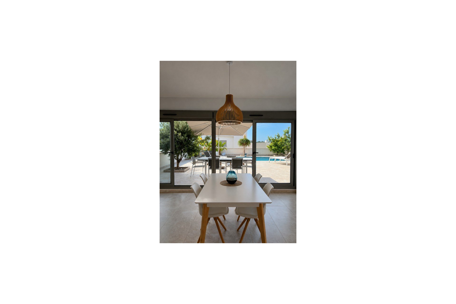 Resale - Villa -
San Miguel de Salinas - Inland