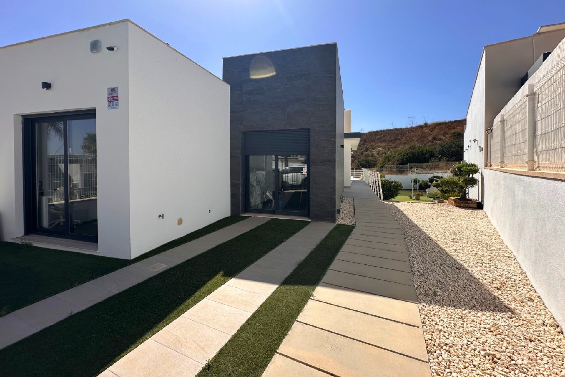 Resale - Villa -
San Miguel de Salinas - Inland