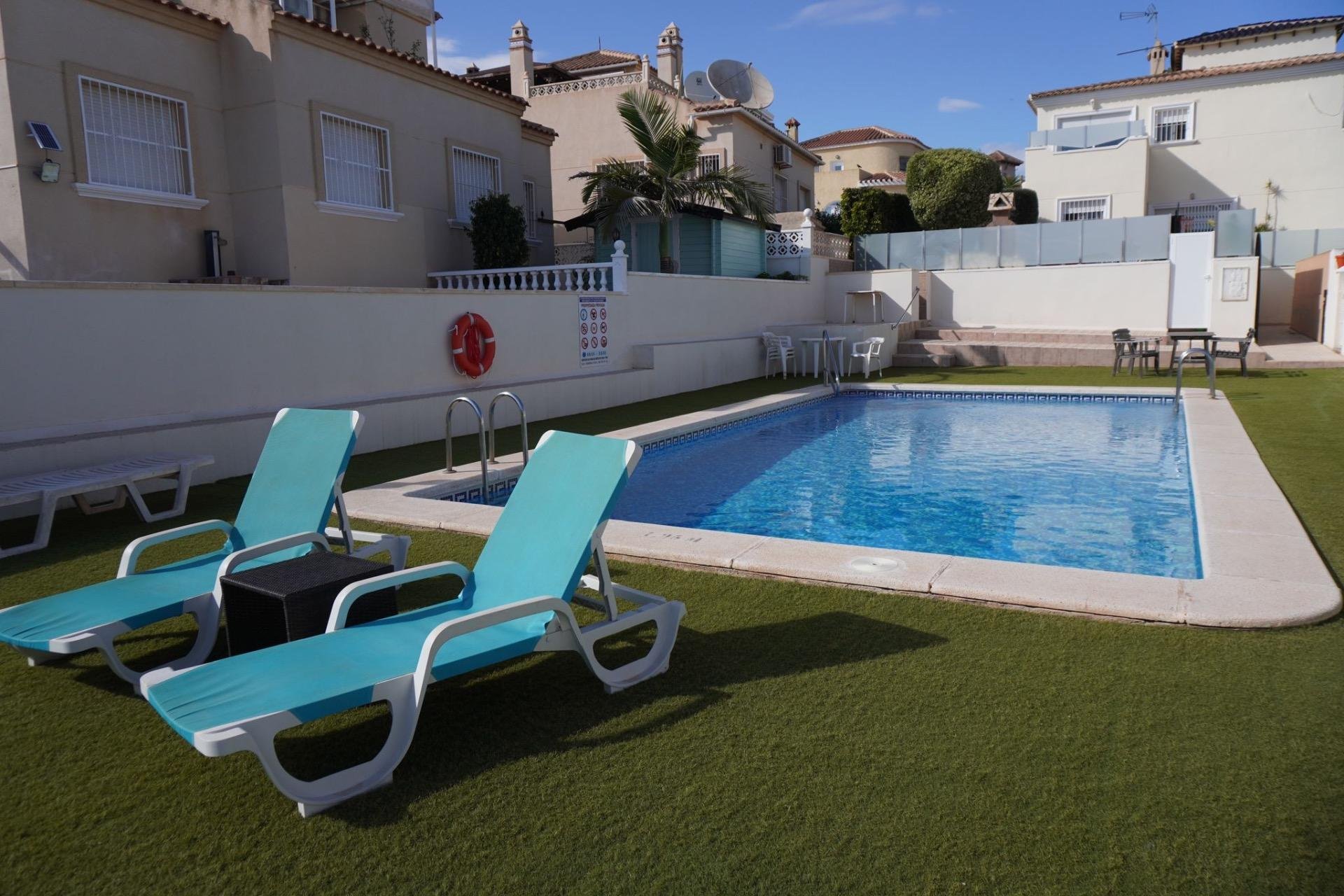 Resale - Villa -
San Miguel de Salinas