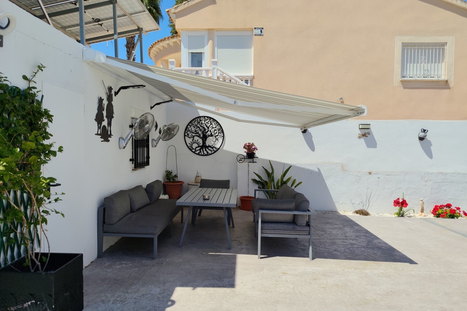 Resale - Villa -
San Miguel / Vistabella Golf - Inland