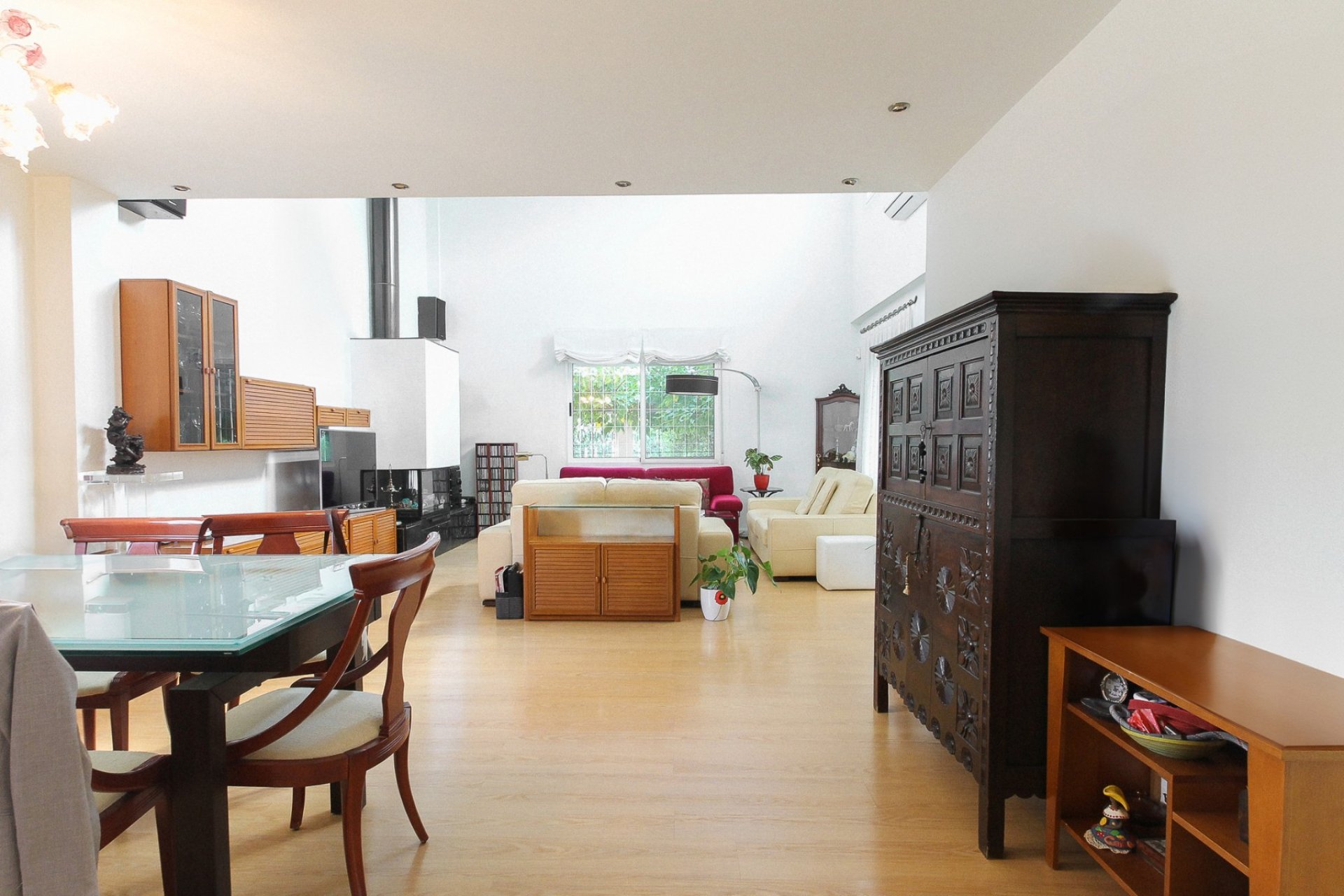 Resale - Villa -
San Vicente del Raspeig - Inland