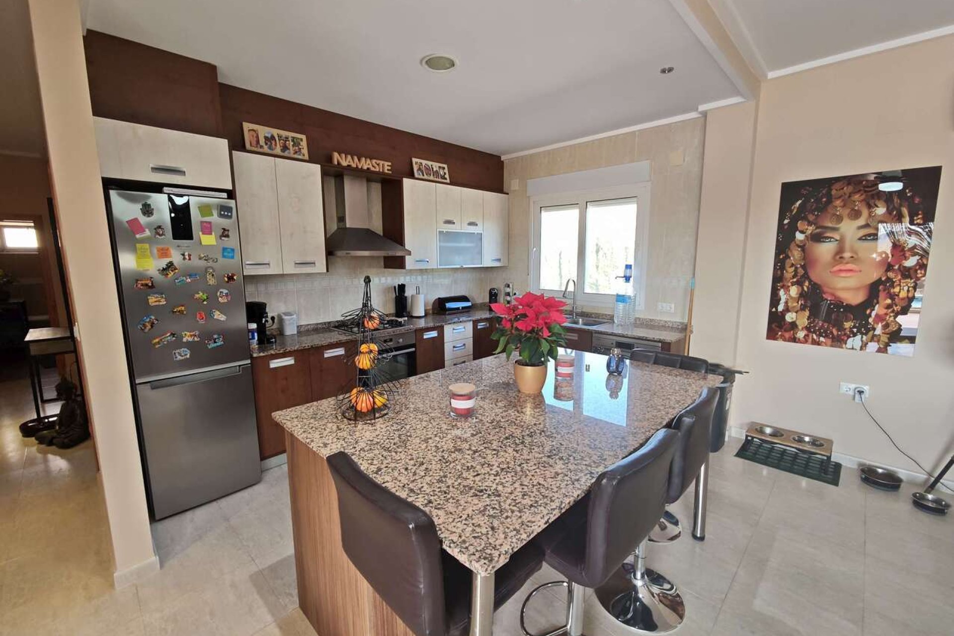 Resale - Villa -
Sax - Inland