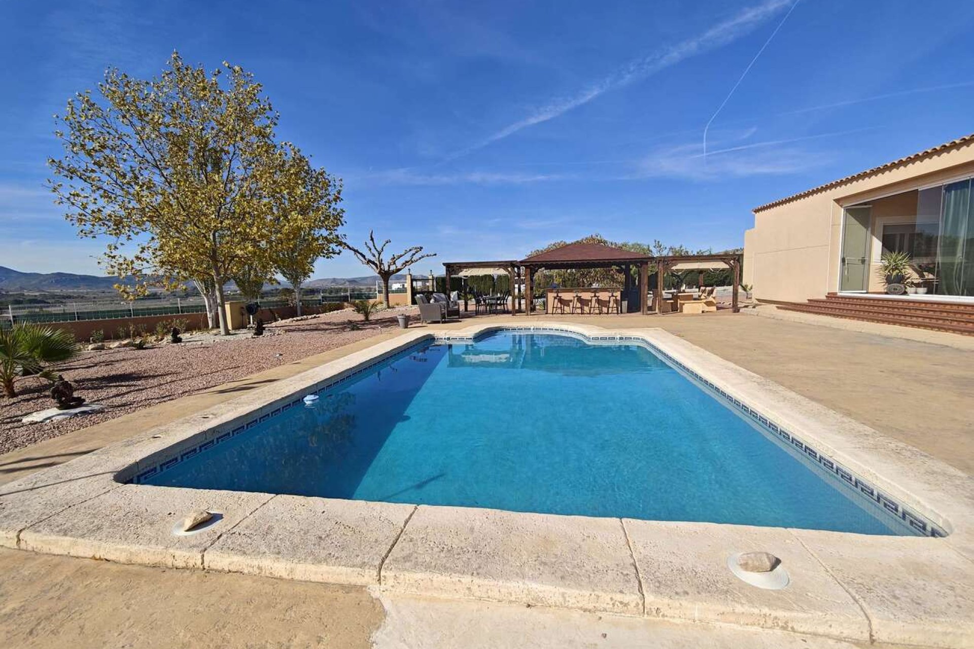 Resale - Villa -
Sax - Inland