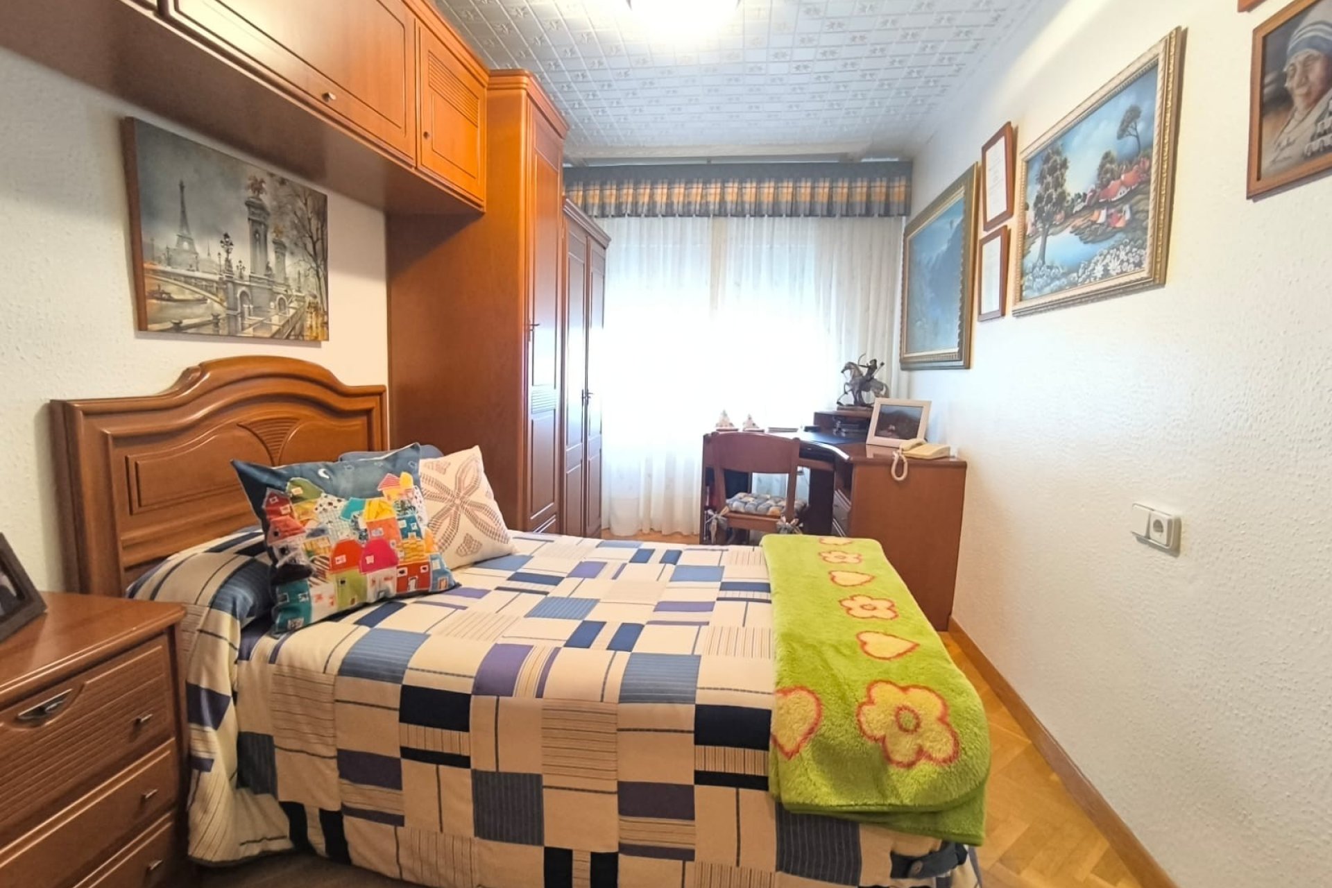 Resale - Villa -
Sax - Inland