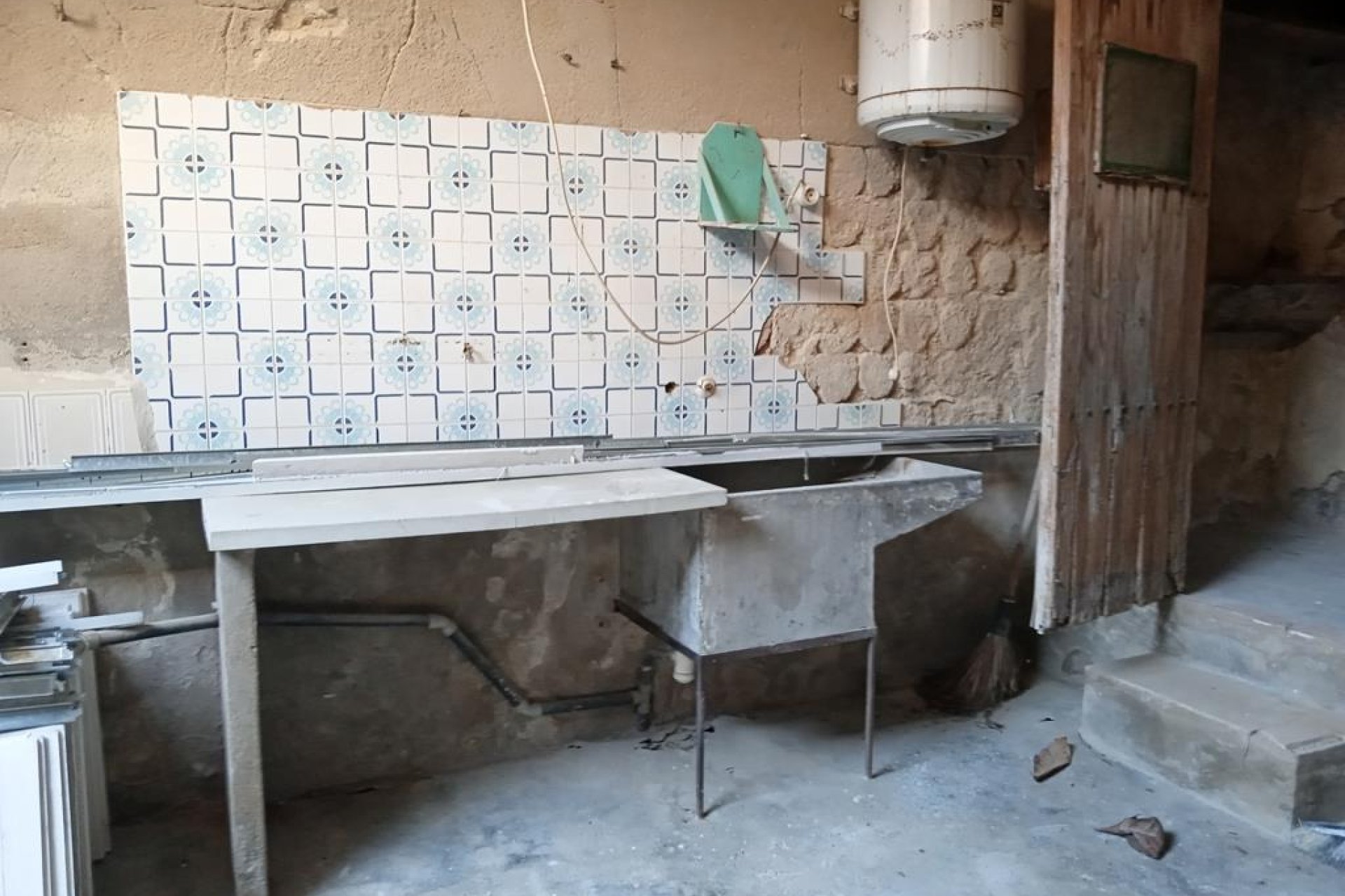 Resale - Villa / Semi semi-detached -
HurchIllo - PUEBLO CENTRO