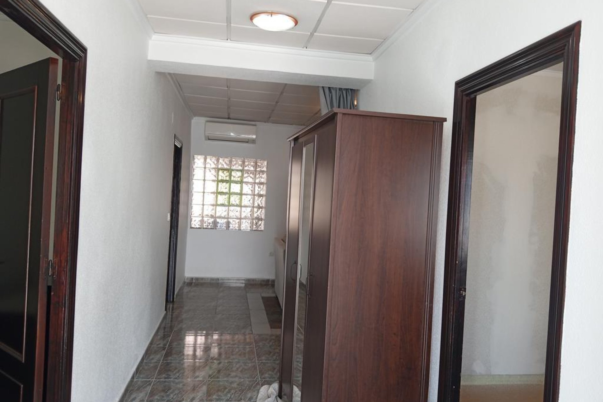 Resale - Villa / Semi semi-detached -
Los Montesinos - PUEBLO CENTRO