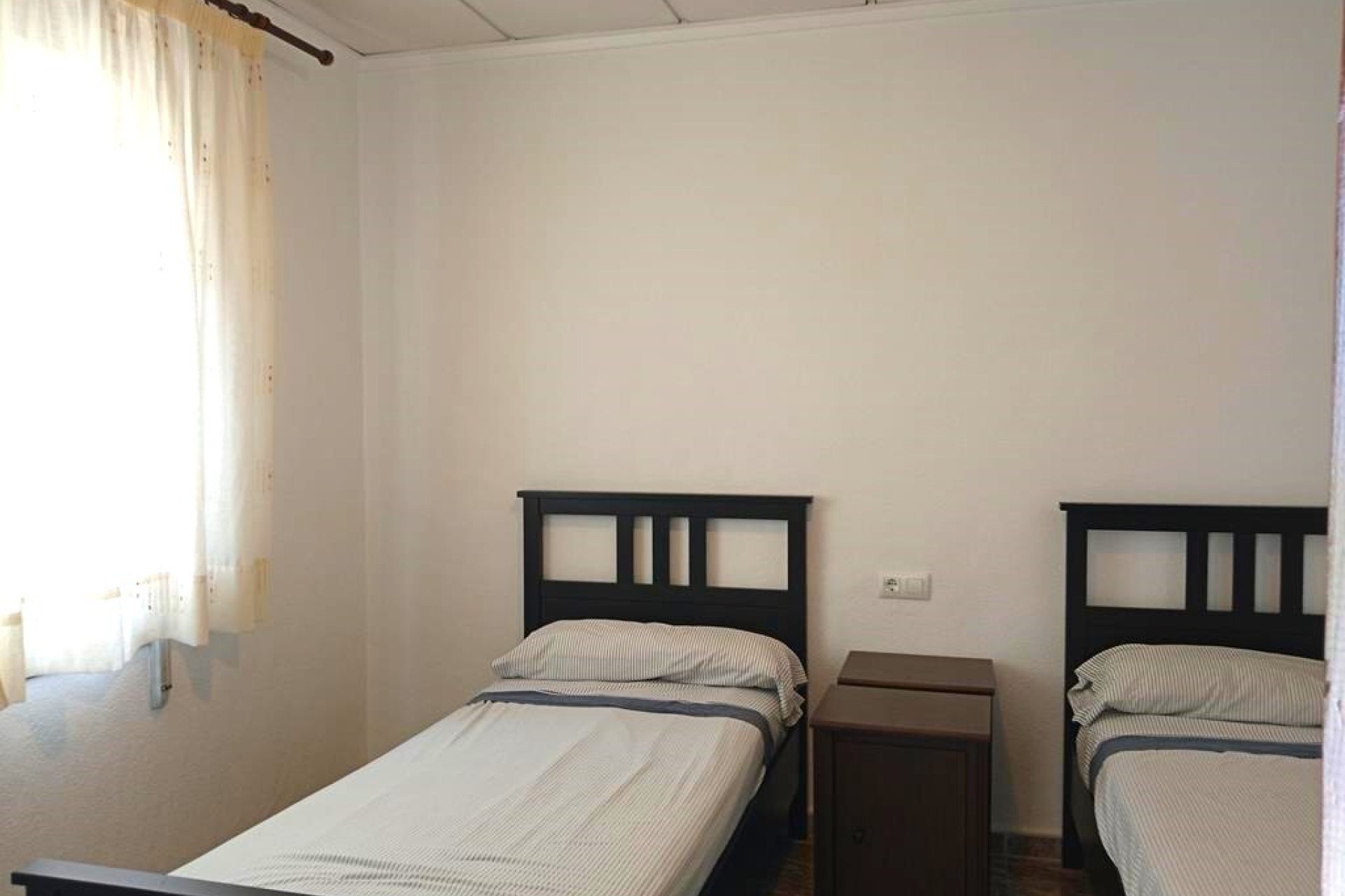Resale - Villa / Semi semi-detached -
Los Montesinos - PUEBLO CENTRO