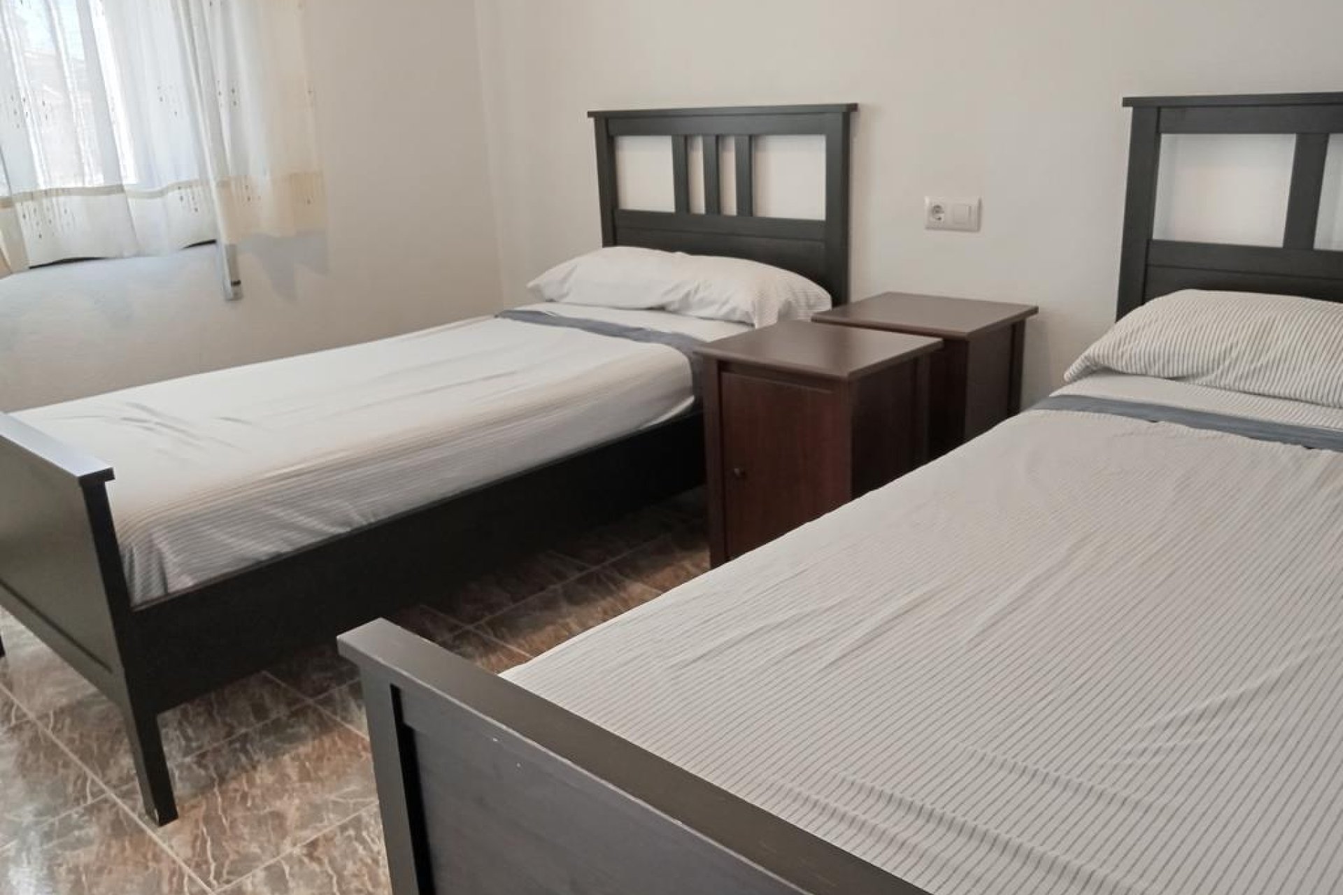 Resale - Villa / Semi semi-detached -
Los Montesinos - PUEBLO CENTRO