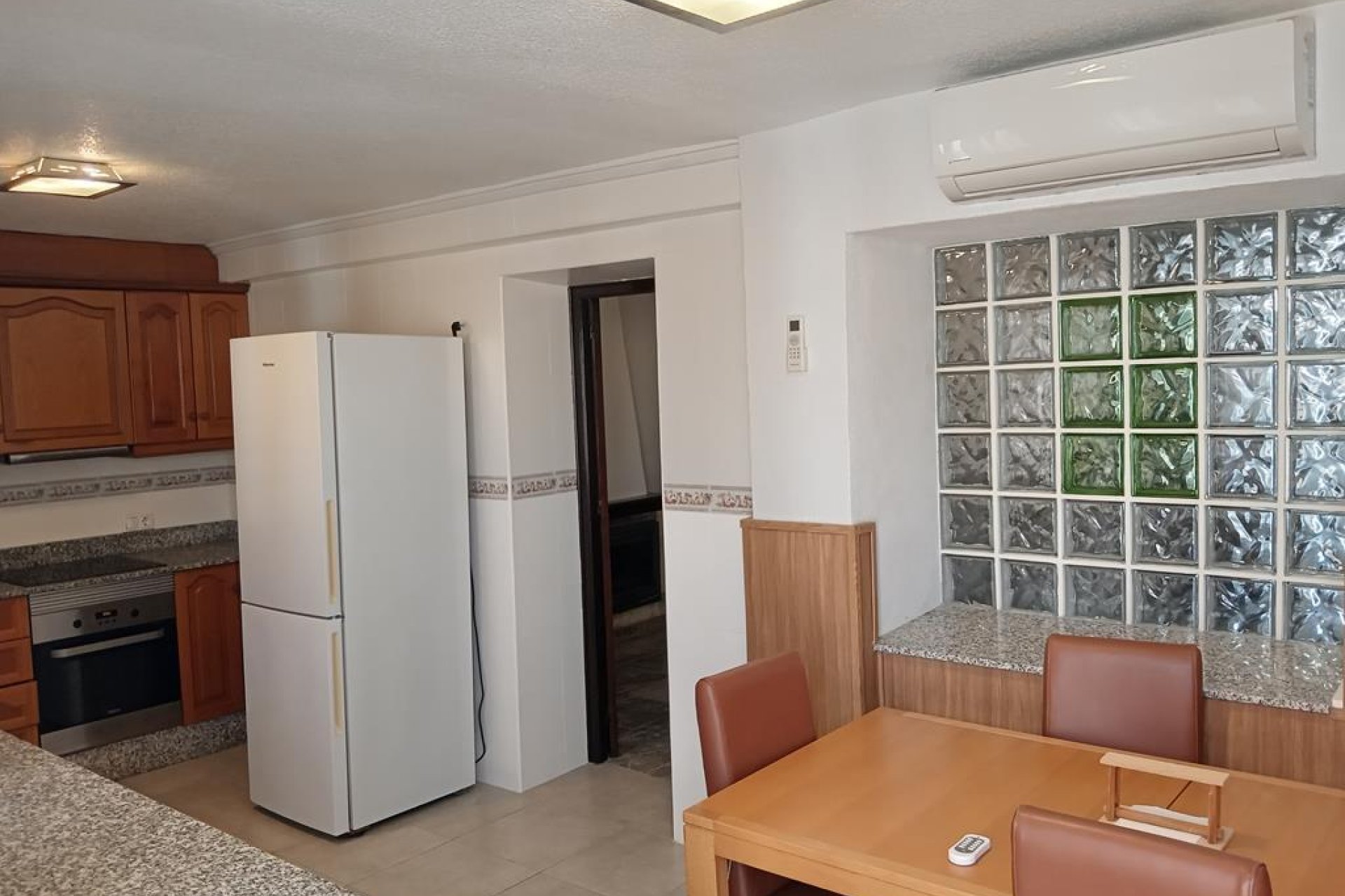Resale - Villa / Semi semi-detached -
Los Montesinos - PUEBLO CENTRO