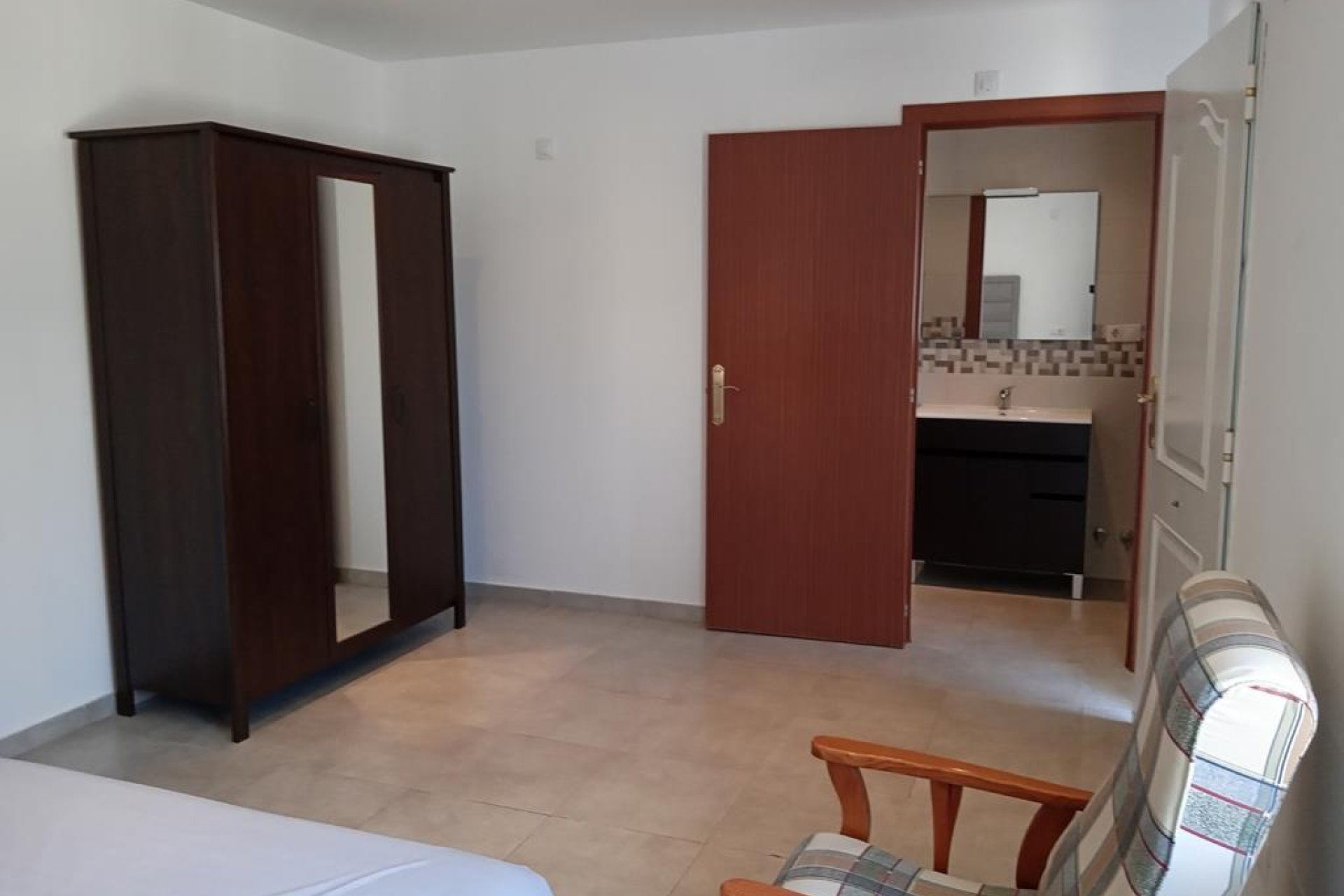 Resale - Villa / Semi semi-detached -
Los Montesinos - PUEBLO CENTRO