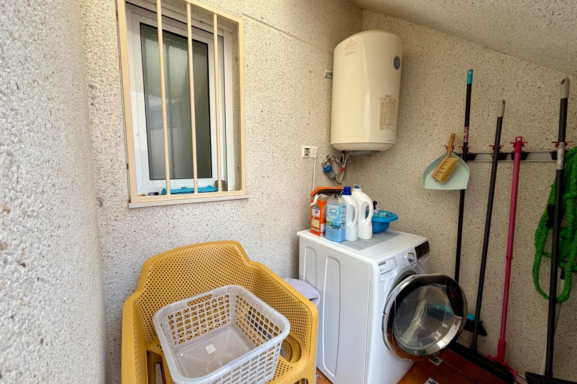 Resale - Villa / Semi semi-detached -
Rojales - Pueblo