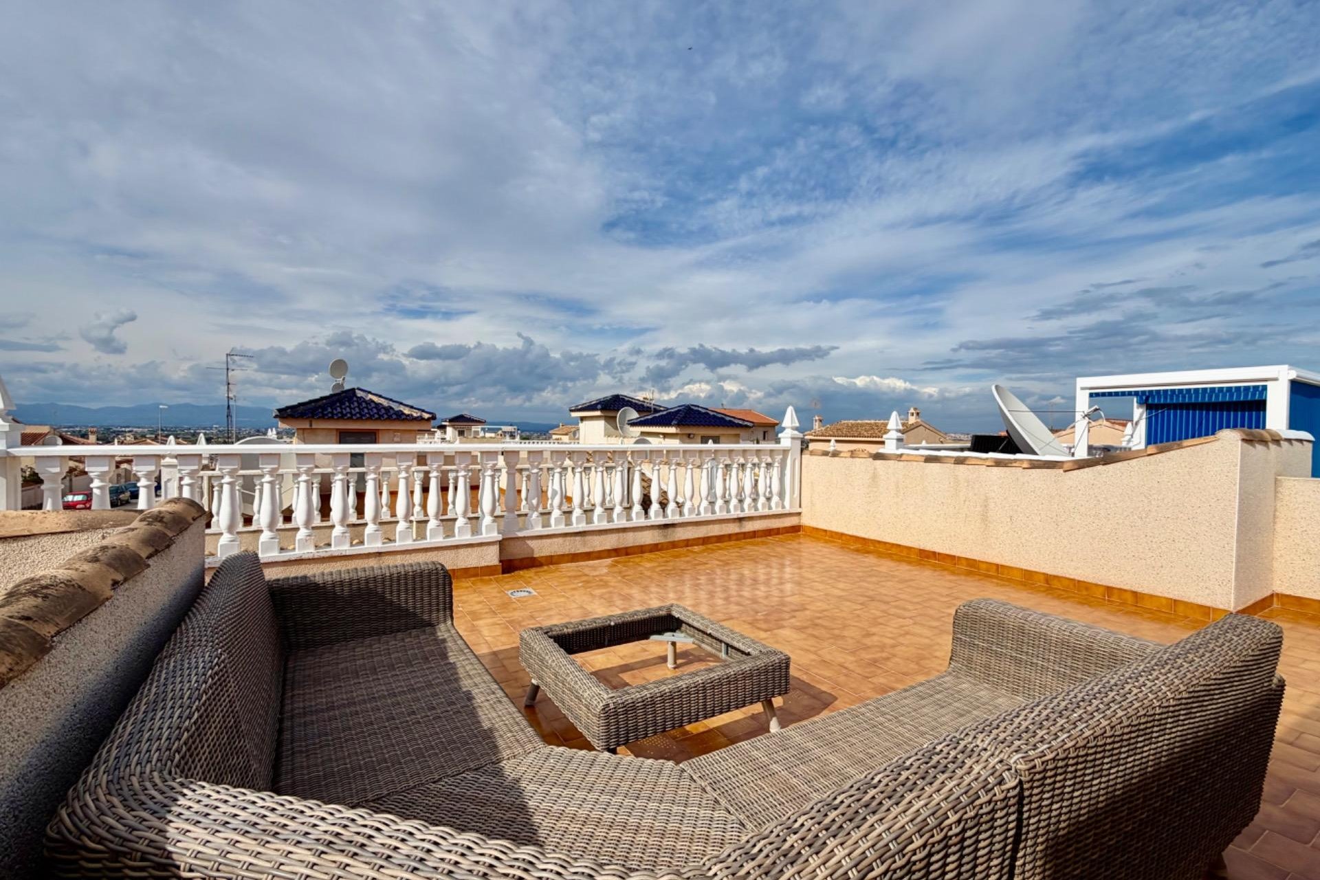 Resale - Villa / Semi semi-detached -
Rojales - Pueblo