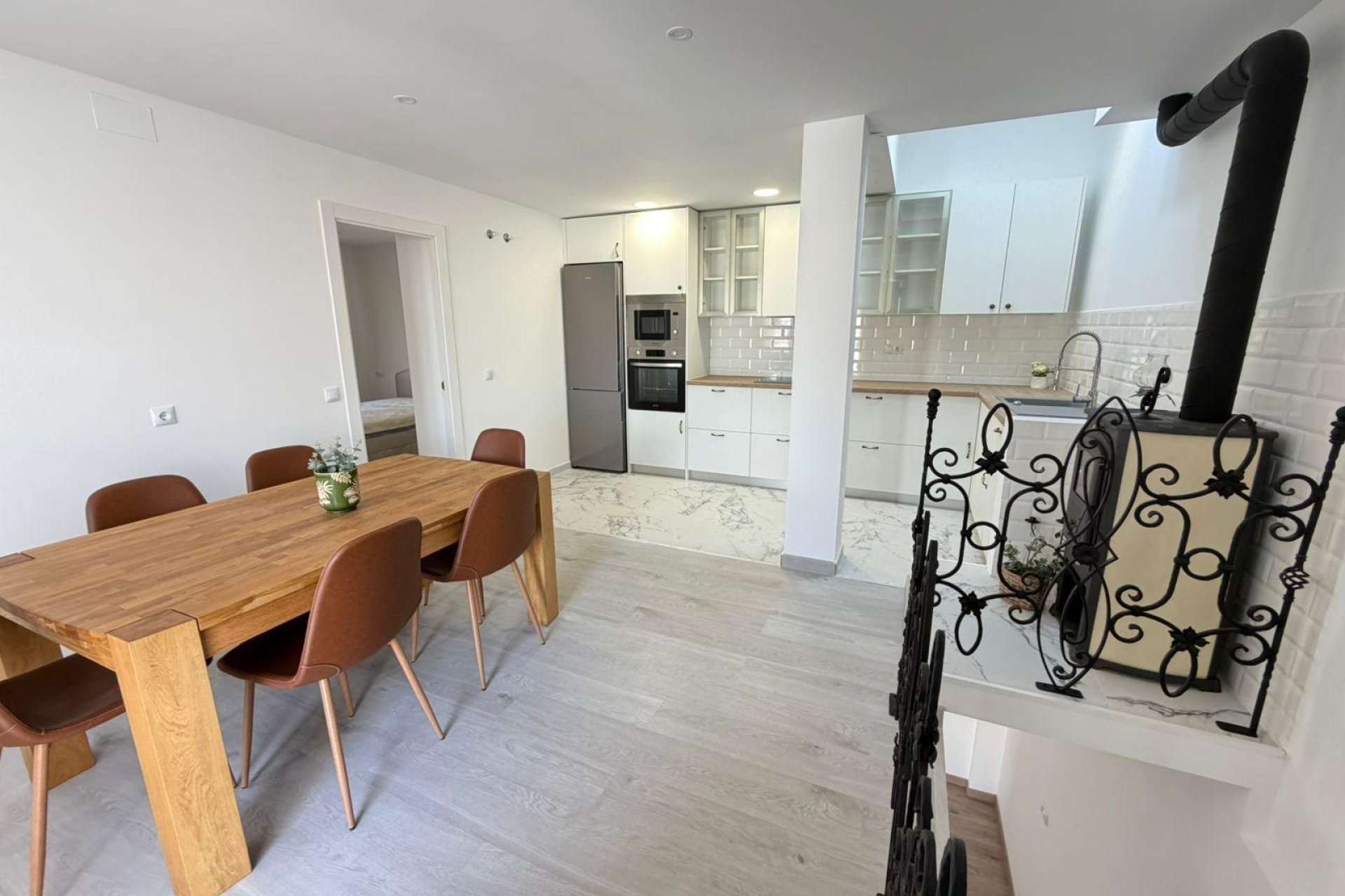 Resale - Villa / Semi semi-detached -
Torrevieja - Cabo Cervera